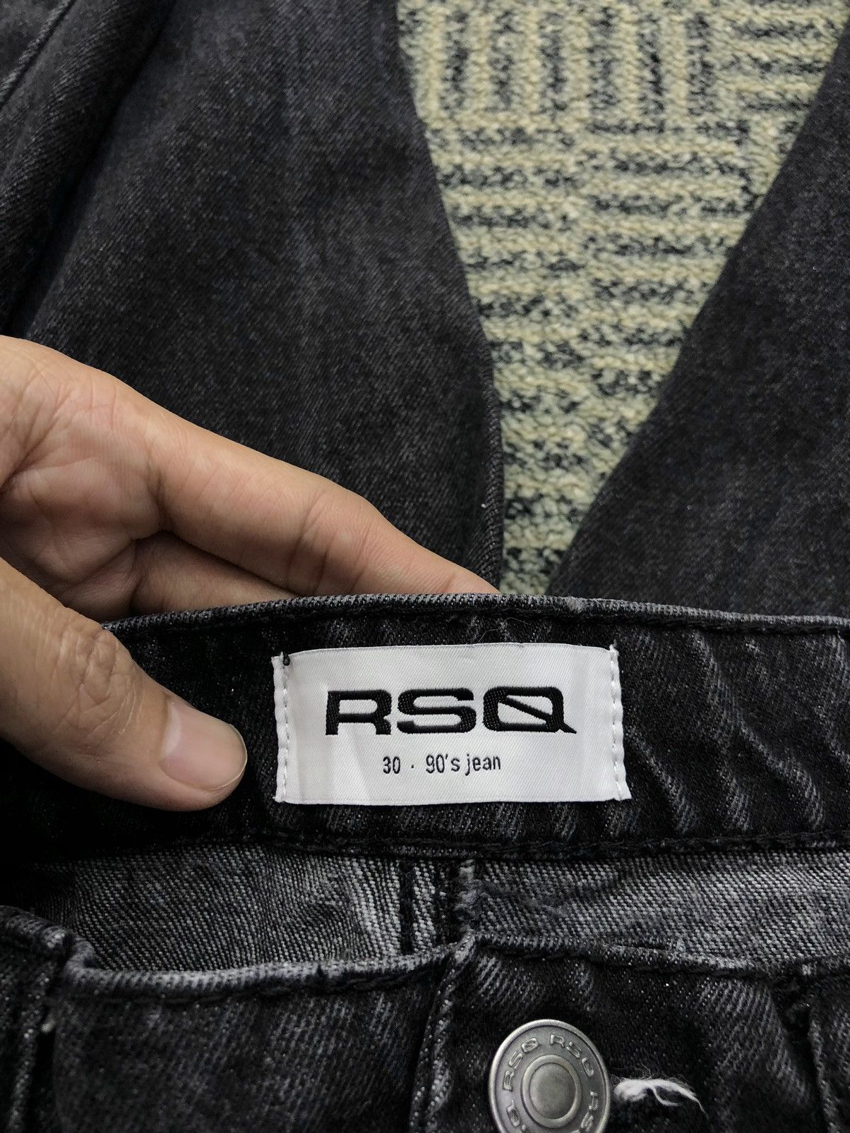 Rsq RSQ 90's Jean Faded Black Distressed Faded Black Jeans Size US 30 / EU 46 - 22 Thumbnail