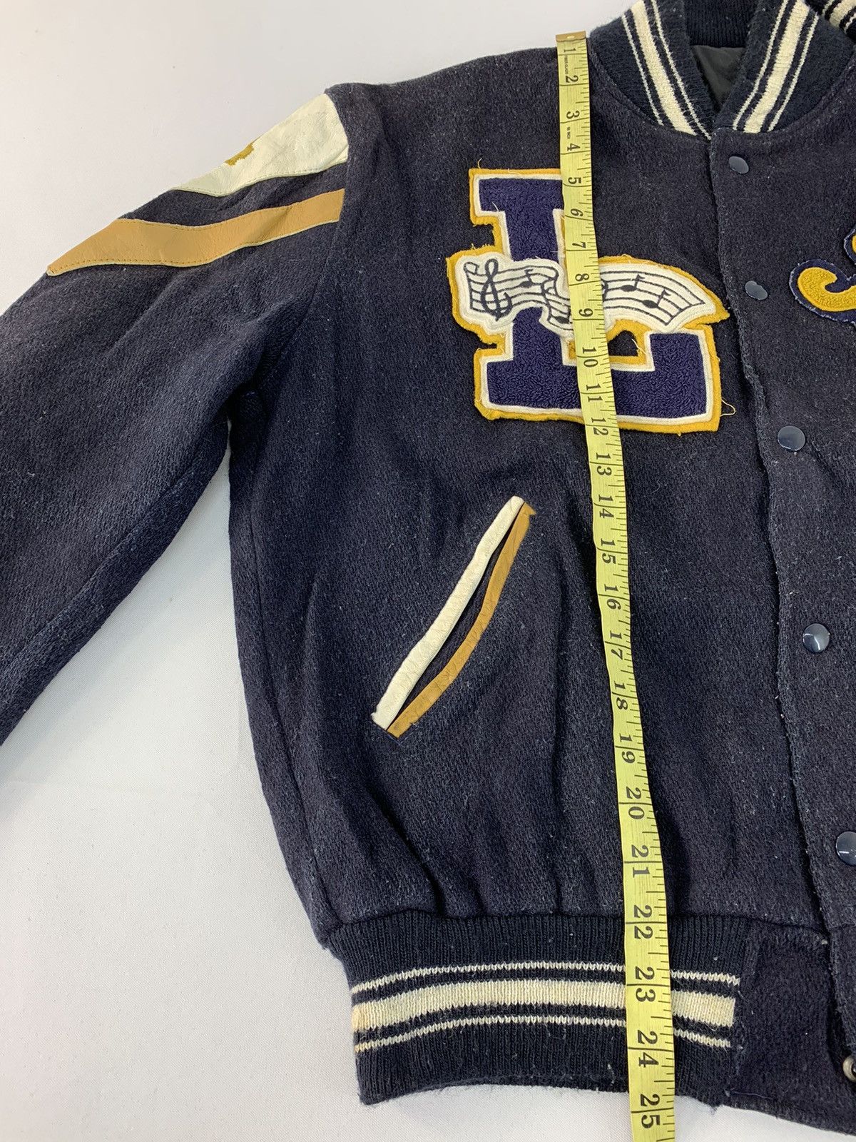 Vintage Rare 80s Varsity Wildcats Big Patches Logo Quilted Inner Size US M / EU 48-50 / 2 - 11 Thumbnail