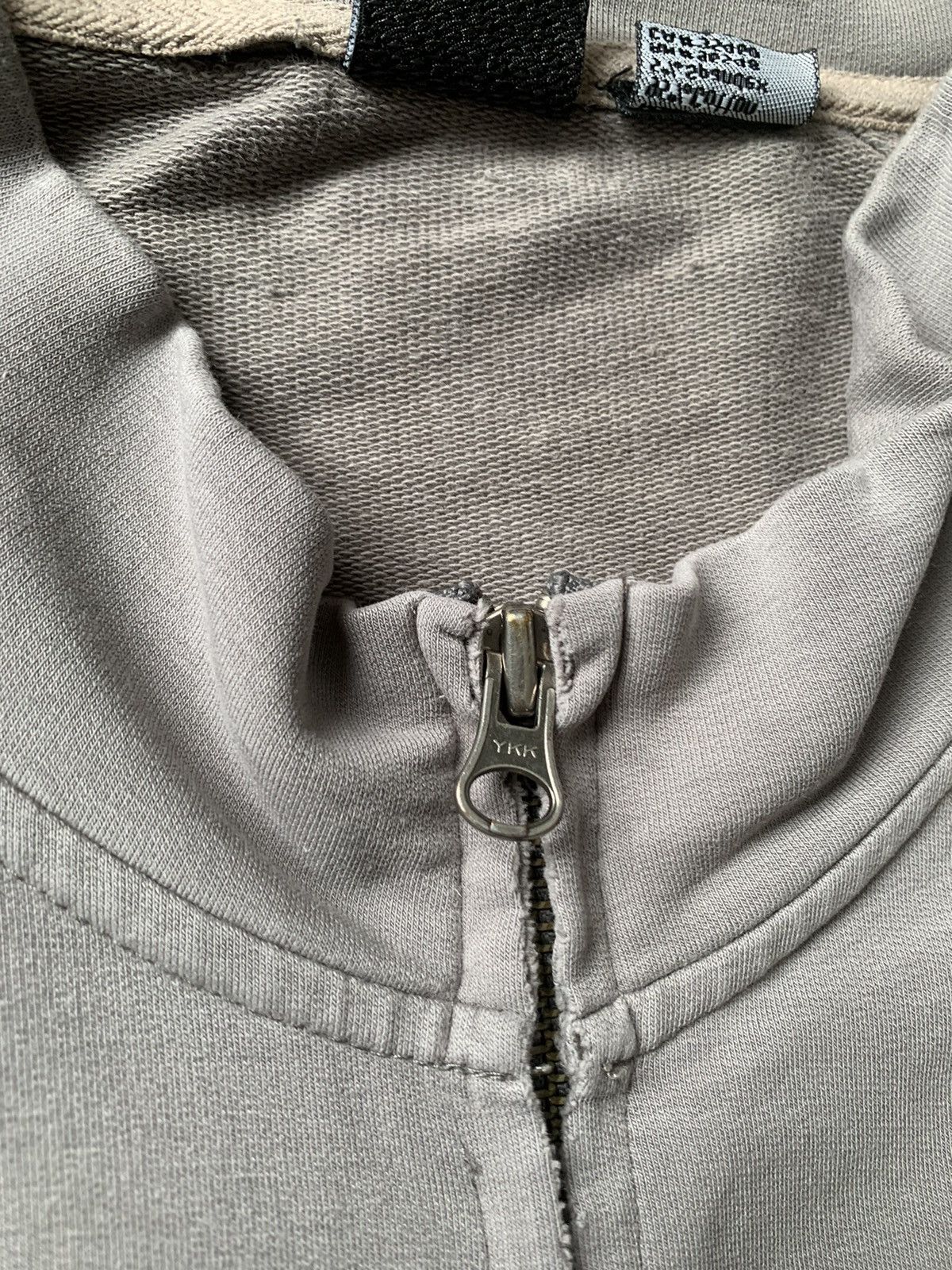 Oakley Vintage Oakley Y2K zip up Grey faded distressed sweatshirts Size US XL / EU 56 / 4 - 11 Thumbnail