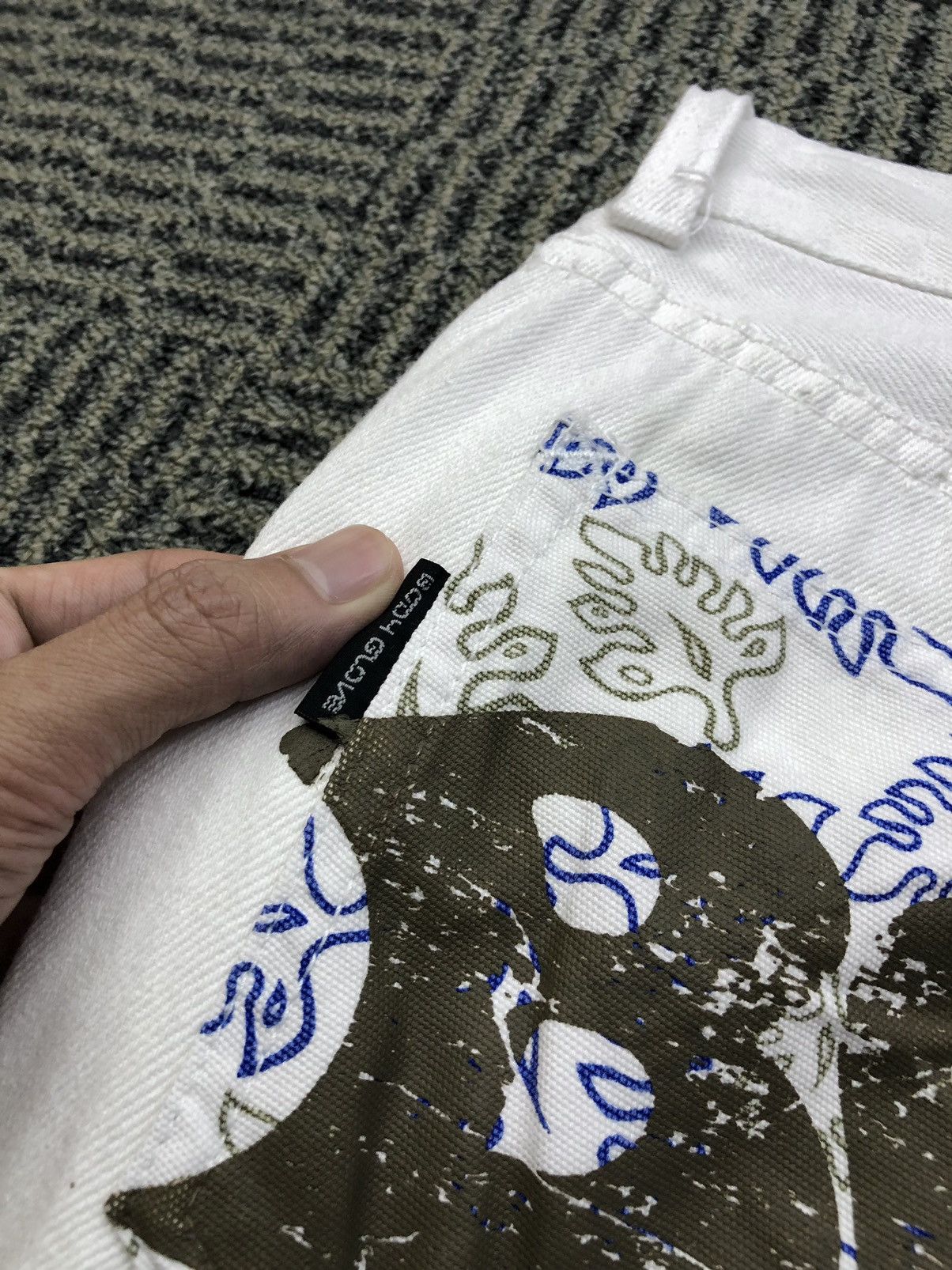 Vintage Body Glove California 53 Backprint White Jeans