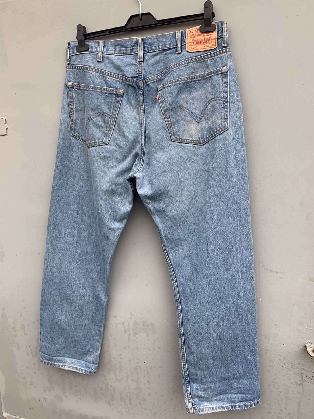 Levi's Vintage Levi’s 505 Regular Fit Blue Denim 38/30 Size US 38 / EU 54 - 2 Thumbnail