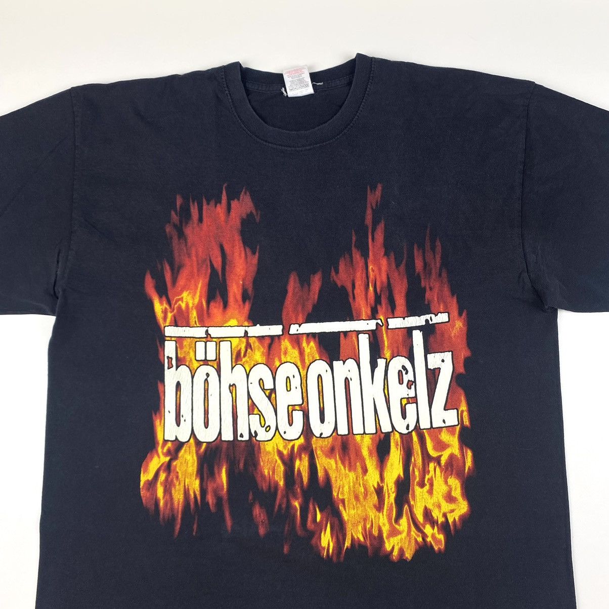 Band Tees Rare! 90’s Vintage Bohse Onkelz Flame Band Rock T Shirt Y2K Size US XL / EU 56 / 4 - 3 Thumbnail