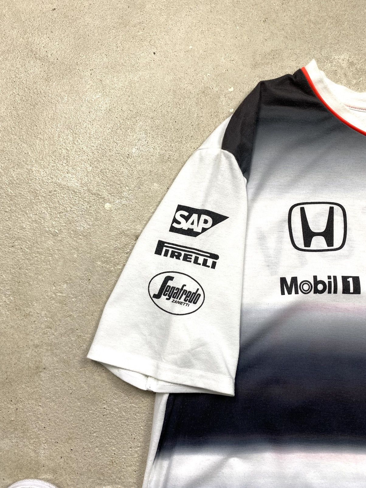 Honda Honda McLaren Racing T Shirt Y2K Firelli F1 Formula Uno Size US XL / EU 56 / 4 - 8 Thumbnail
