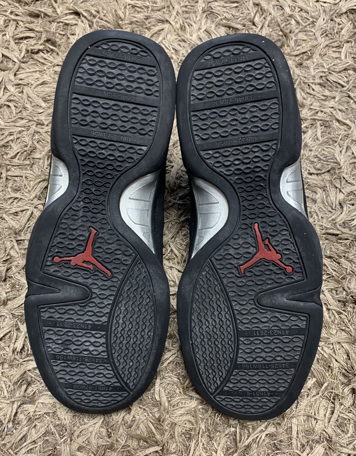 Jordan Brand Air Jordan 9.5 Team Black Metallic 13 US vintage sneakers Size US 13 / EU 46 - 8 Thumbnail