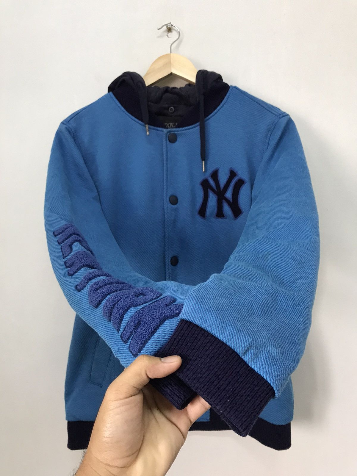 MLB Vintage Mlb New York Yankees Varsity Jacket Hoodie Size US XL / EU 56 / 4 - 12 Thumbnail