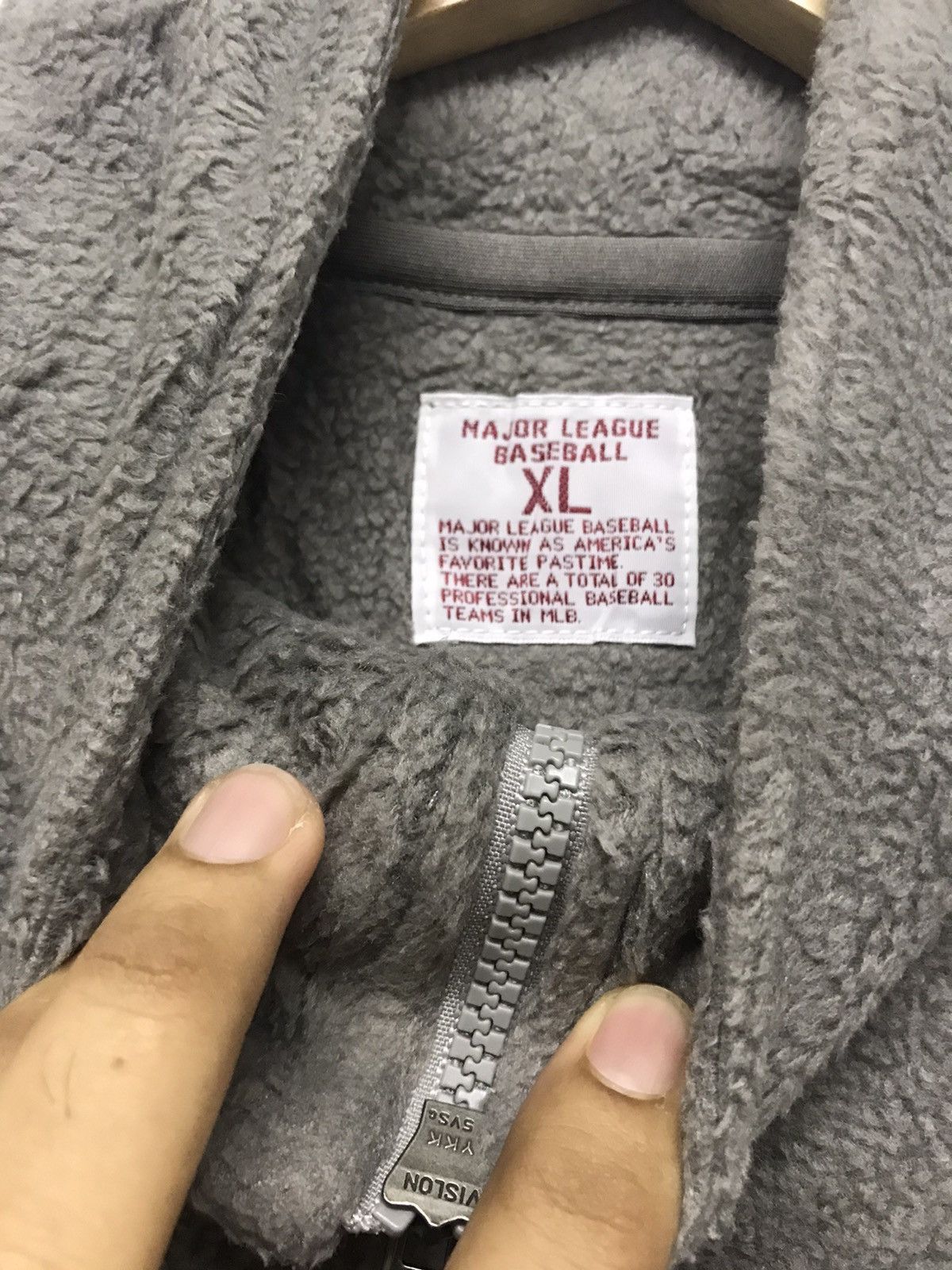 Japanese Brand Vintage Uniqlo x St. Louis Cardinals Fleece Sweatshirt Size US XL / EU 56 / 4 - 12 Thumbnail