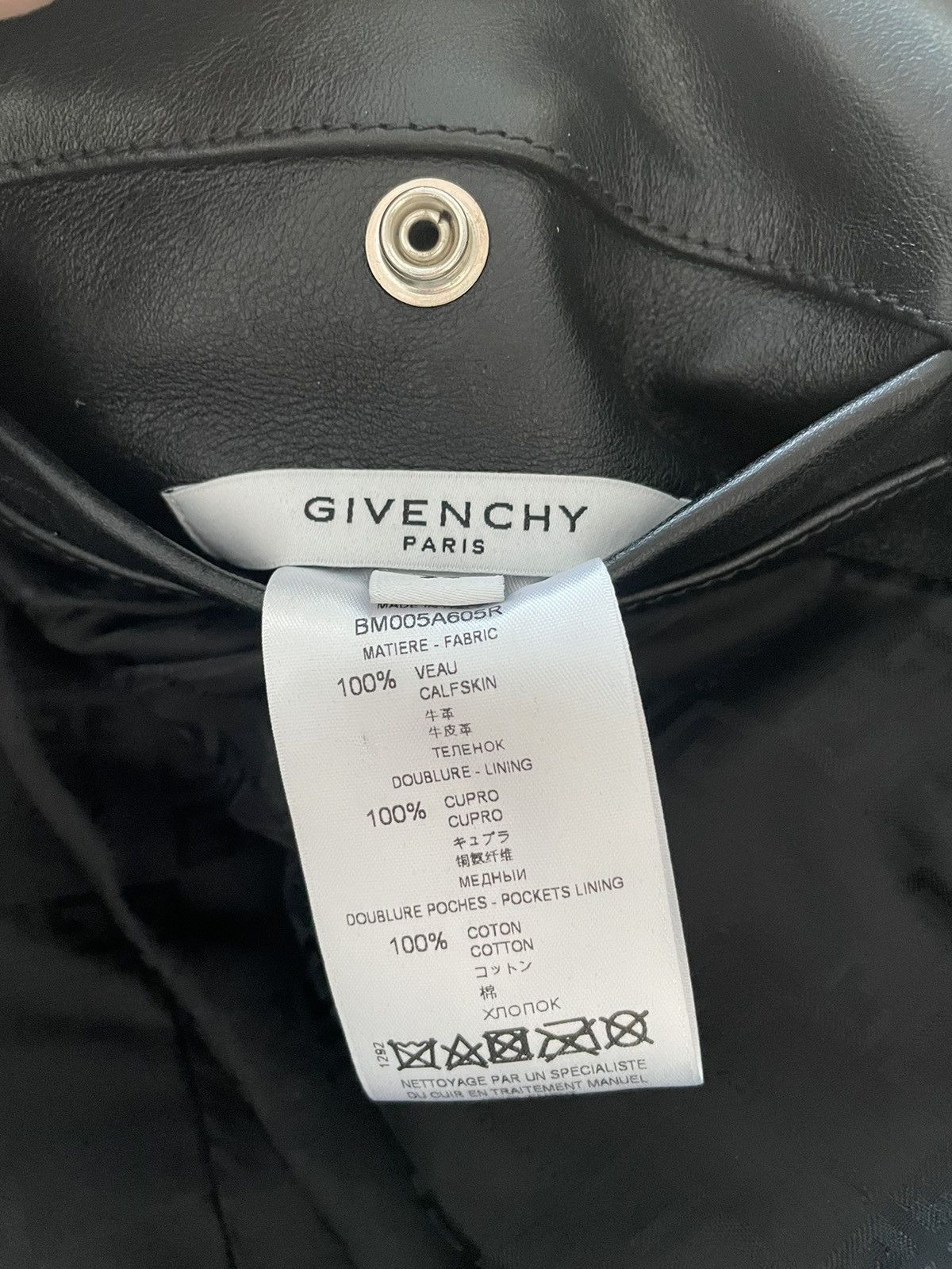 Givenchy RARE $5,500 Value Runway Givenchy DiSTRESSED Leather jacket Size US L / EU 52-54 / 3 - 6 Thumbnail