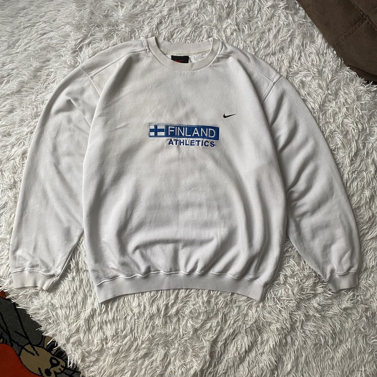 Vintage 90’s Nike Finland Athletics Sweatshirt