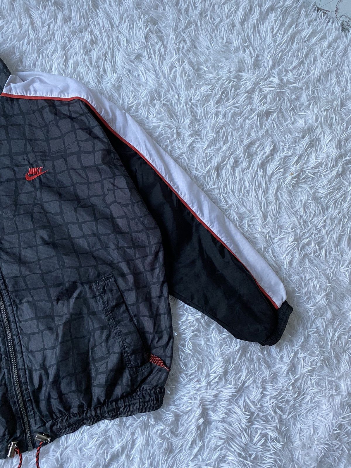 Nike Vintage 90's Nike Y2K Big Swoosh Light Jacket Size US L / EU 52-54 / 3 - 6 Thumbnail