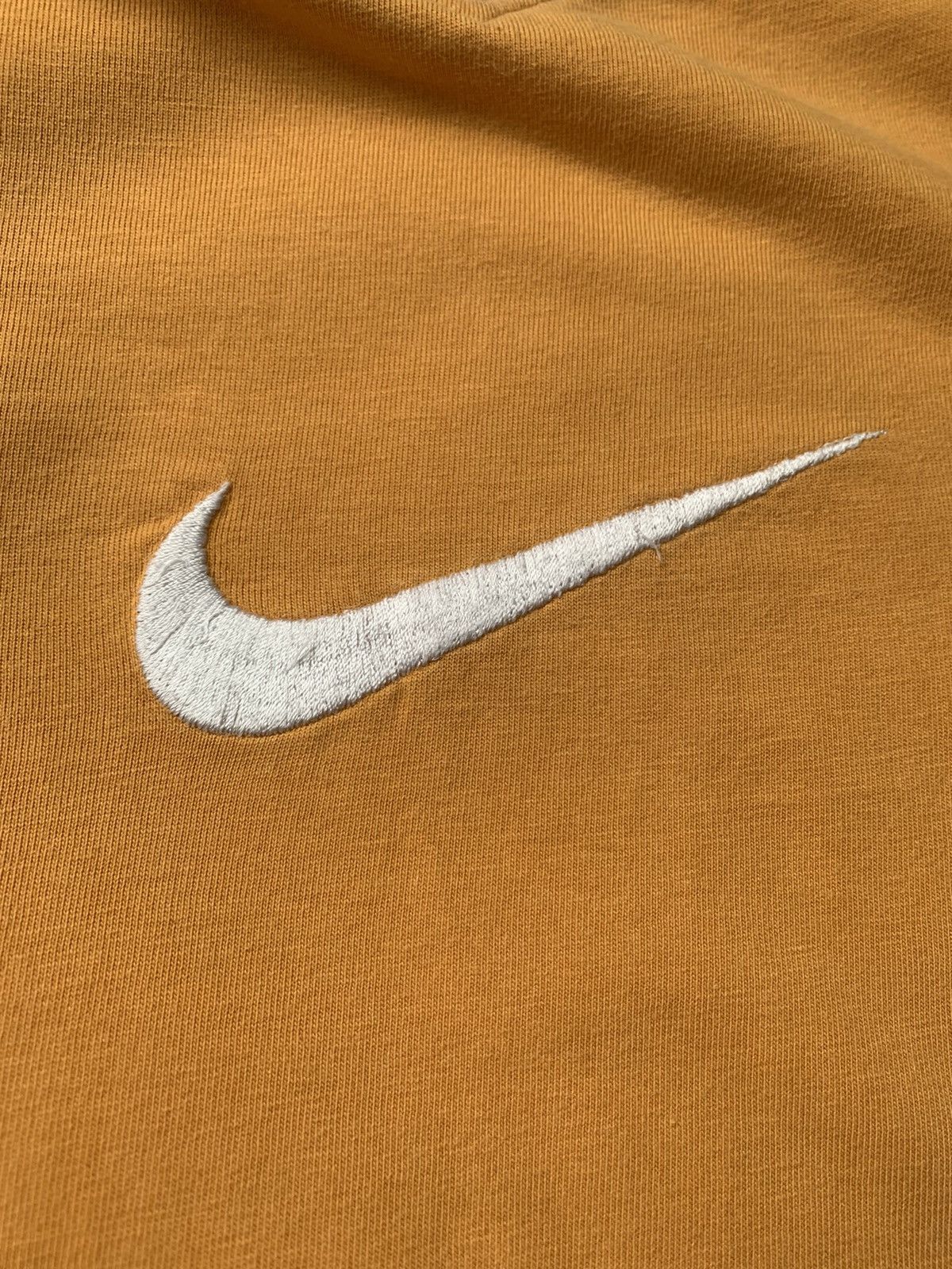Nike Nike vintage y2k center swoosh logo tee shirt Size M / US 6-8 / IT 42-44 - 4 Thumbnail