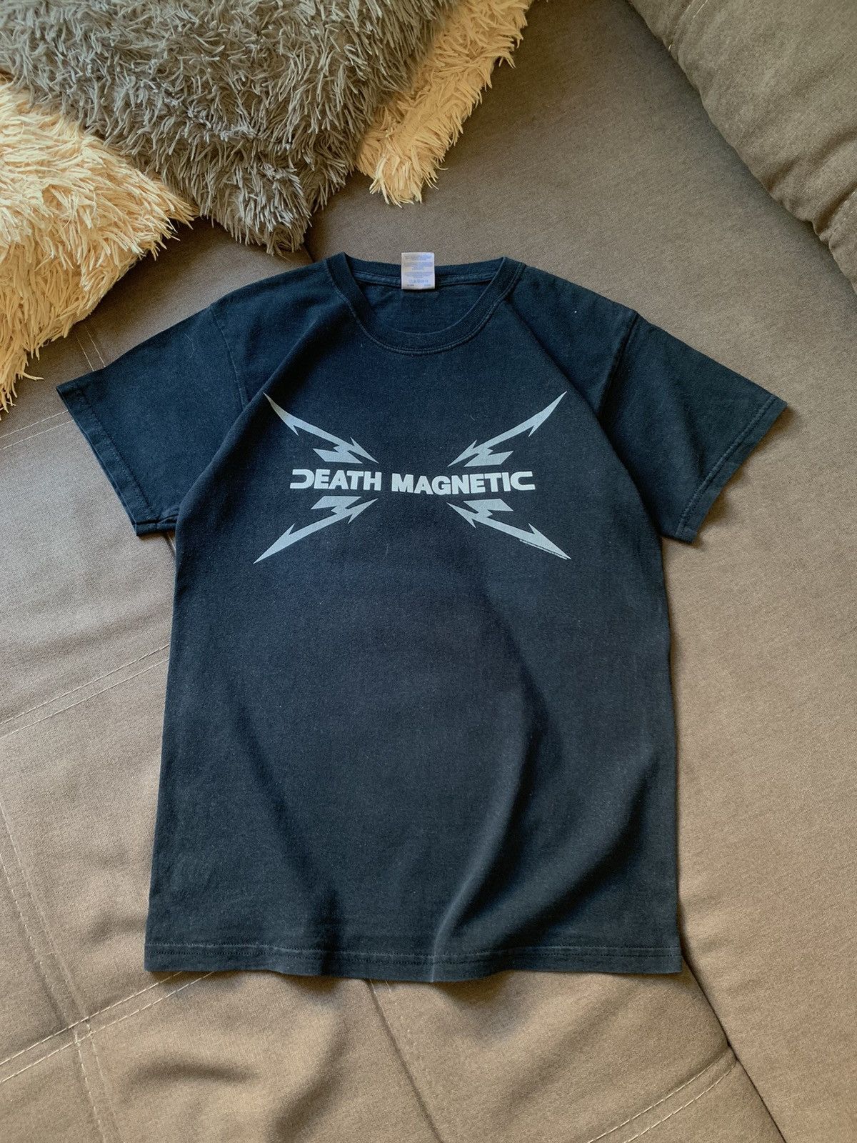 Band Tees Vintage 2008 Metallica Death Magnetic (Iron Maiden Black) Size US S / EU 44-46 / 1 - 1 Thumbnail