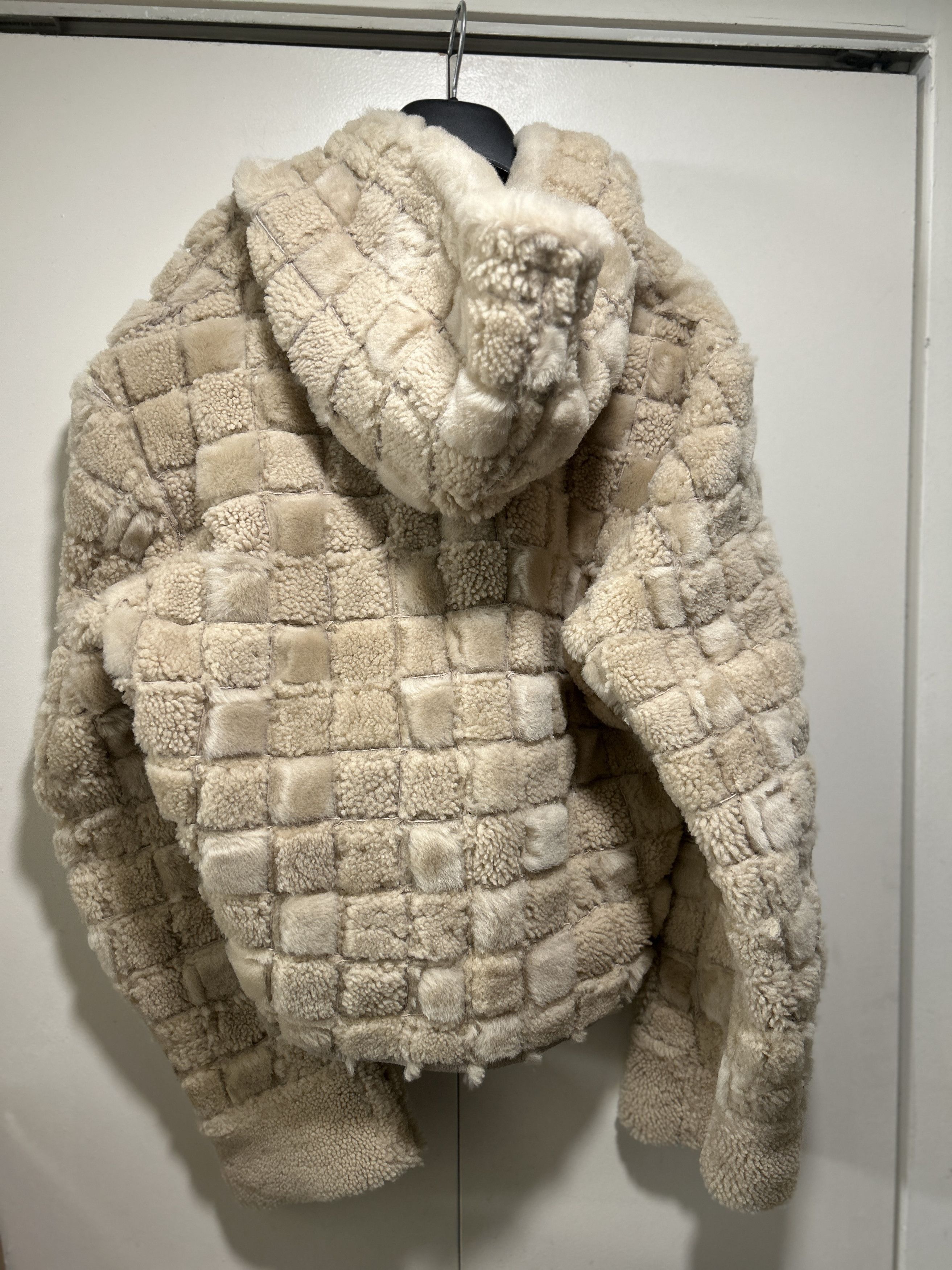 Acne Studios Acne Studios Cropped Shearling Jacket Beige size IT 40 Size M / US 6-8 / IT 42-44 - 5 Thumbnail