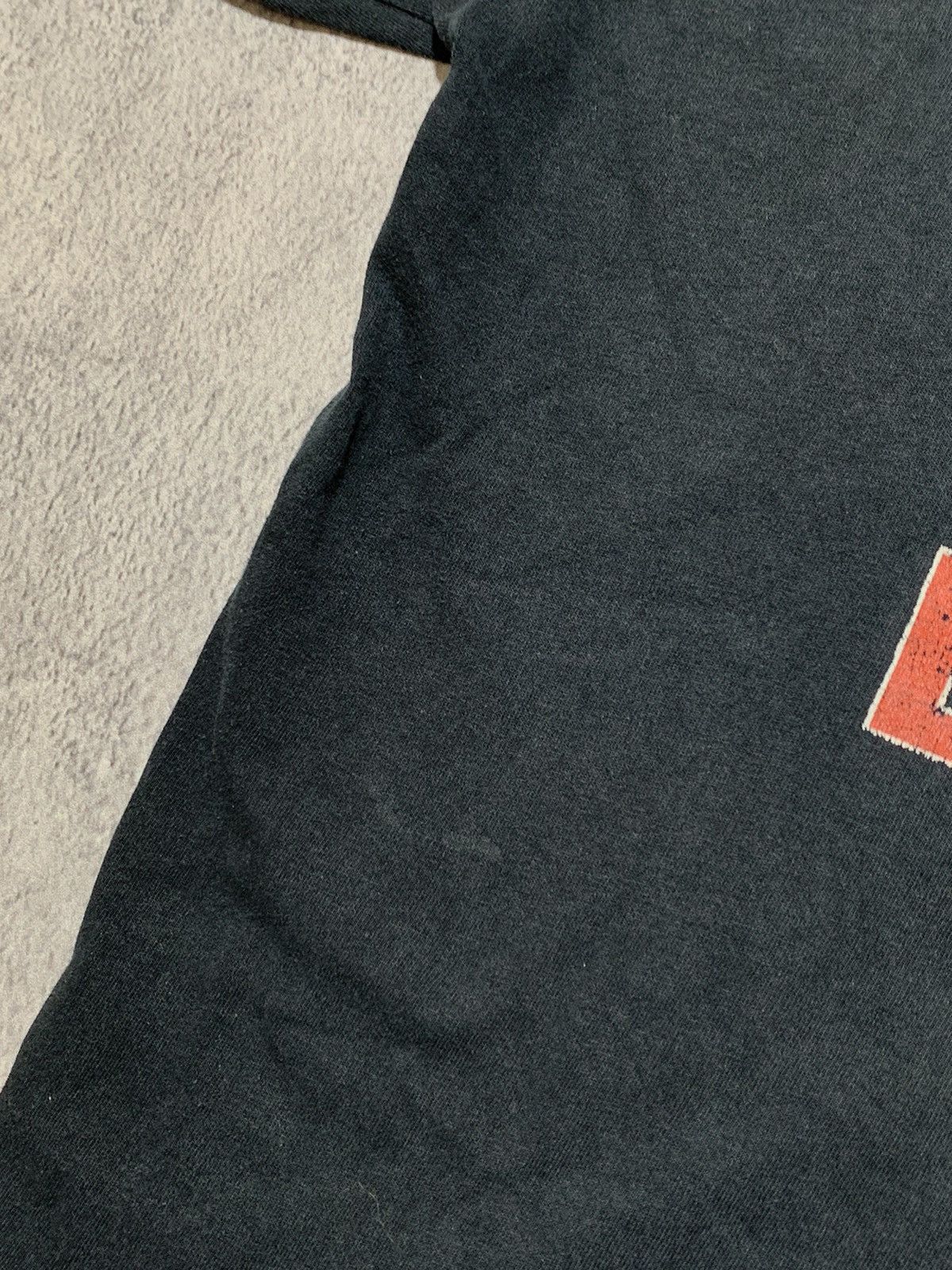 Vintage Vintage Y2K Bad Bull sun faded tee streetwear style size L Size US L / EU 52-54 / 3 - 5 Thumbnail
