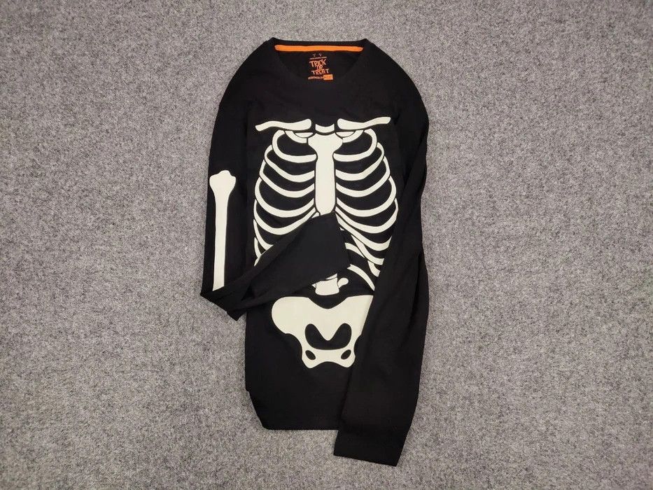 Japanese Brand Vintage Skeleton Phosphoric Print Long Sleeve sweatshirt Size US S / EU 44-46 / 1 - 6 Thumbnail