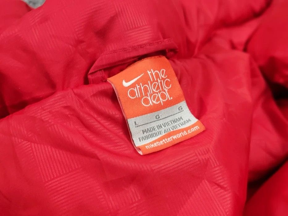 Nike Vintage Nike Down Red Grey Puffer Vest Y2K Hupe Size US L / EU 52-54 / 3 - 9 Thumbnail