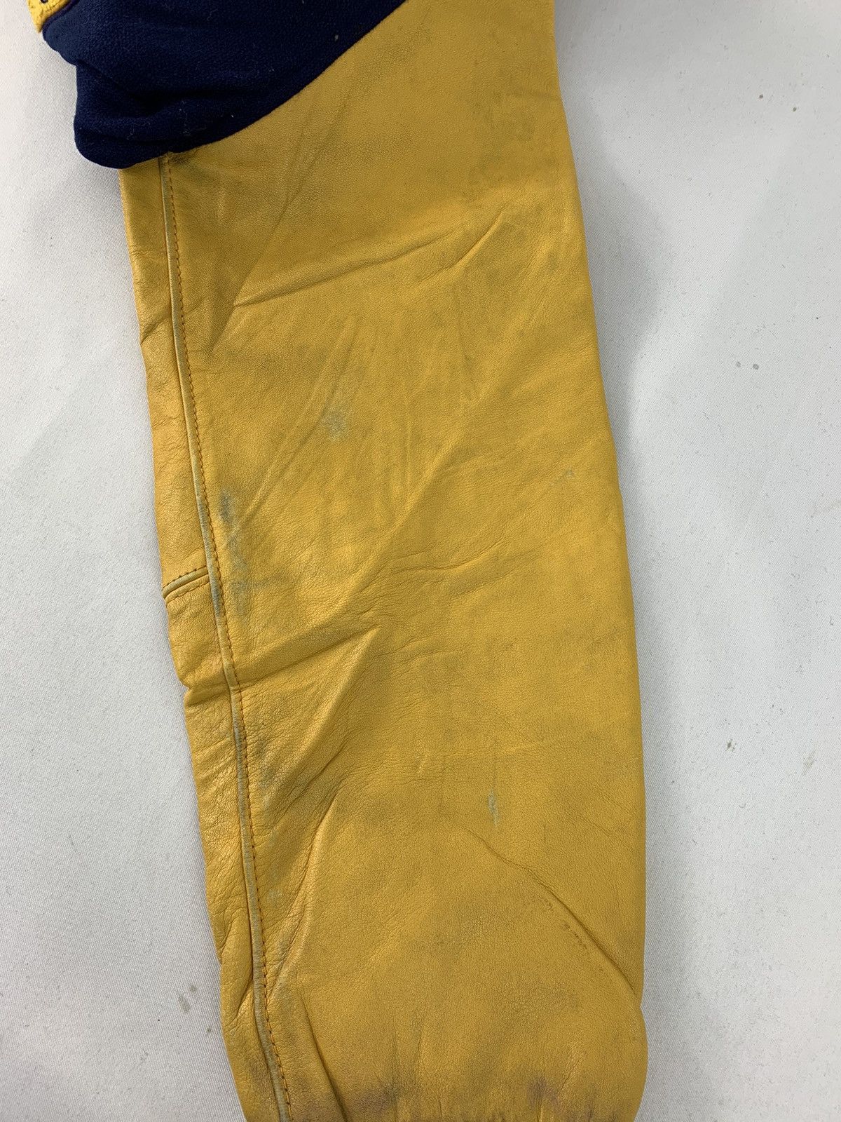 Leather Vintage University Shop U Champs Leather Sleeve Varsity Size US L / EU 52-54 / 3 - 14 Thumbnail