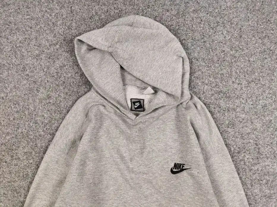 Nike Vintage 90's Nike Logo Blank Boxy Gray Distressed Hoodie Size US M / EU 48-50 / 2 - 3 Thumbnail