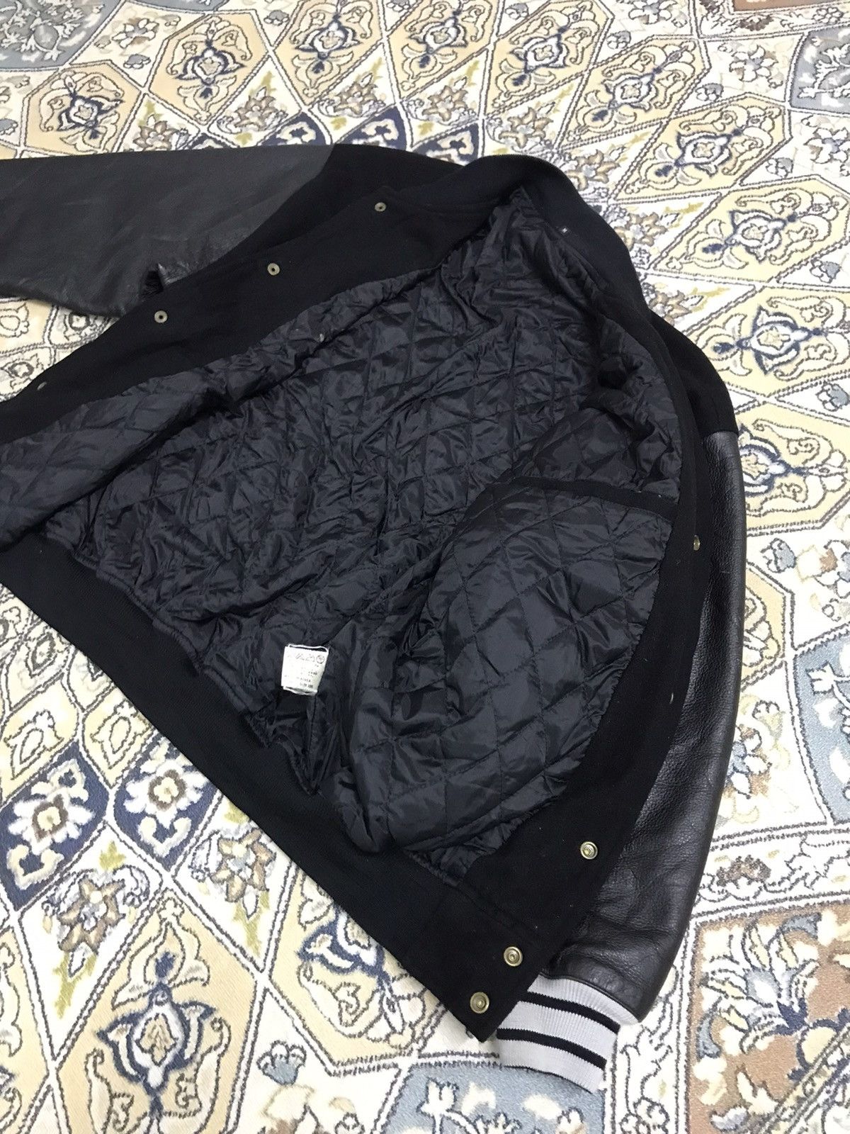 Japanese Brand Vintage MENS CLUB Arm Leather Varsity Jacket Size US M / EU 48-50 / 2 - 15 Thumbnail