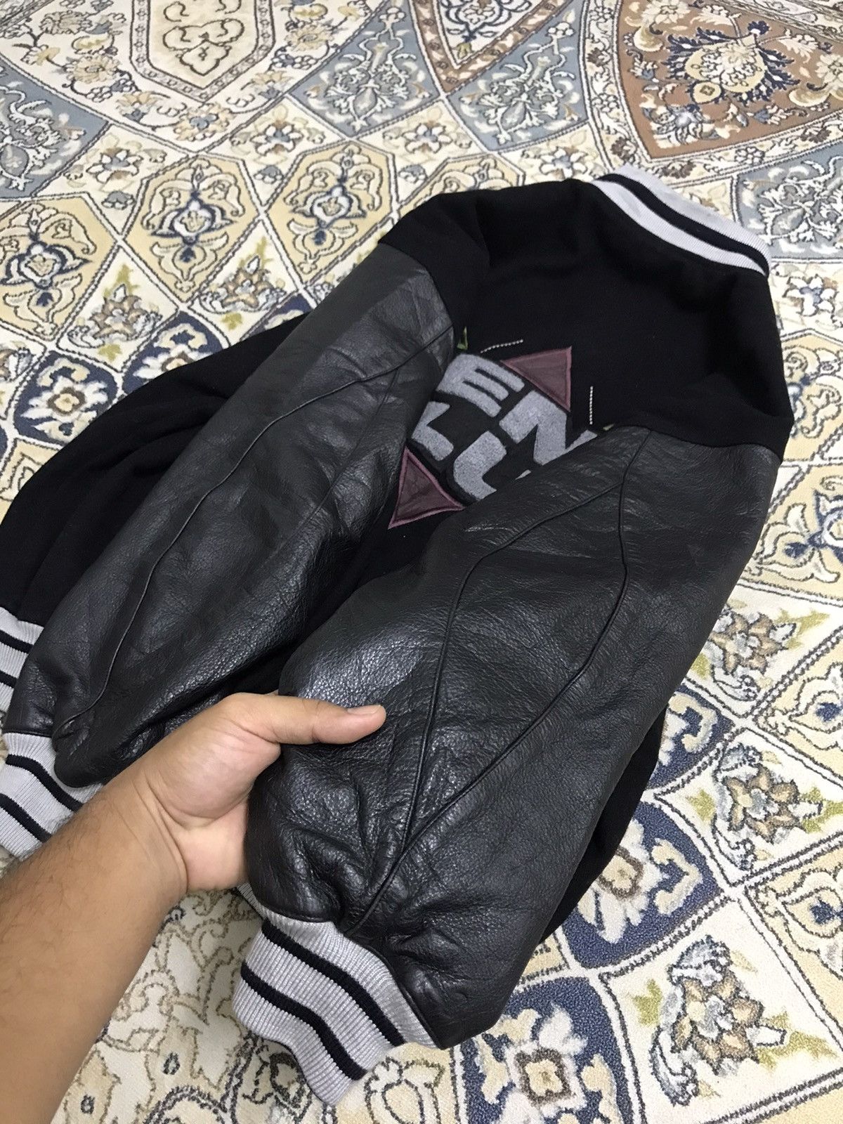 Japanese Brand Vintage MENS CLUB Arm Leather Varsity Jacket Size US M / EU 48-50 / 2 - 18 Thumbnail