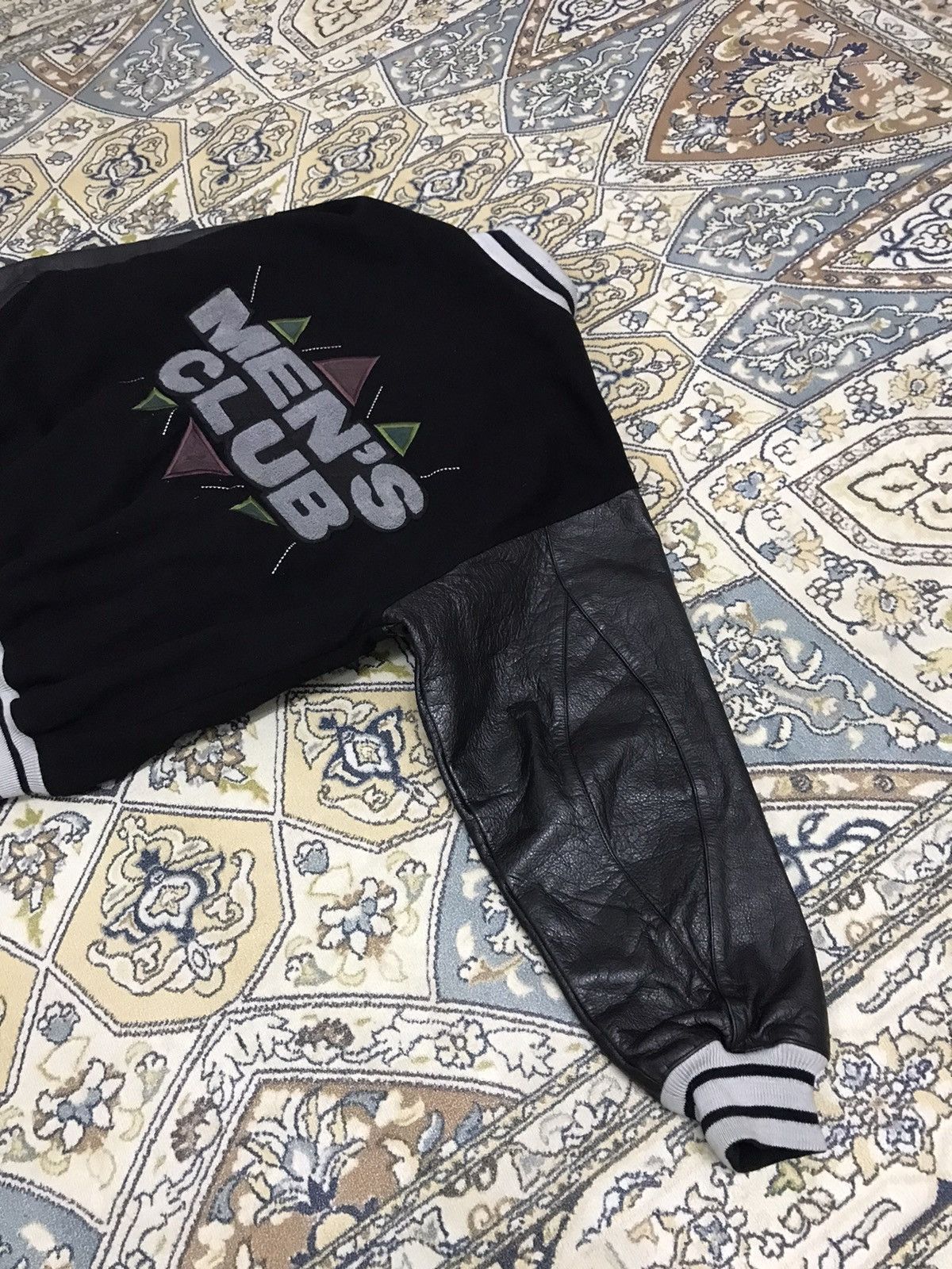 Japanese Brand Vintage MENS CLUB Arm Leather Varsity Jacket Size US M / EU 48-50 / 2 - 16 Thumbnail