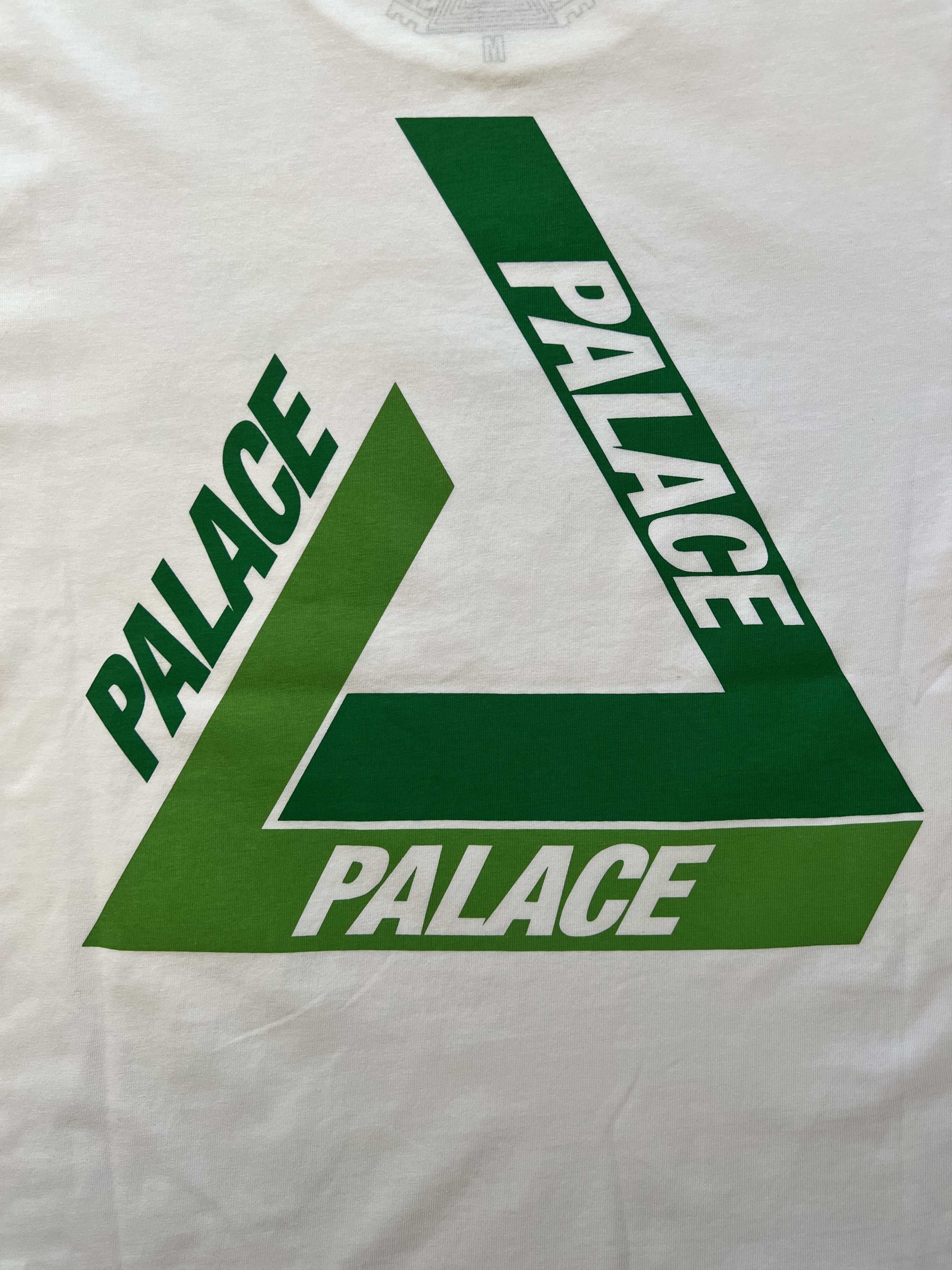 Palace 💚 2018 Palace Tri Shadow T-Shirt White/Green Medium NEW Size US M / EU 48-50 / 2 - 8 Thumbnail