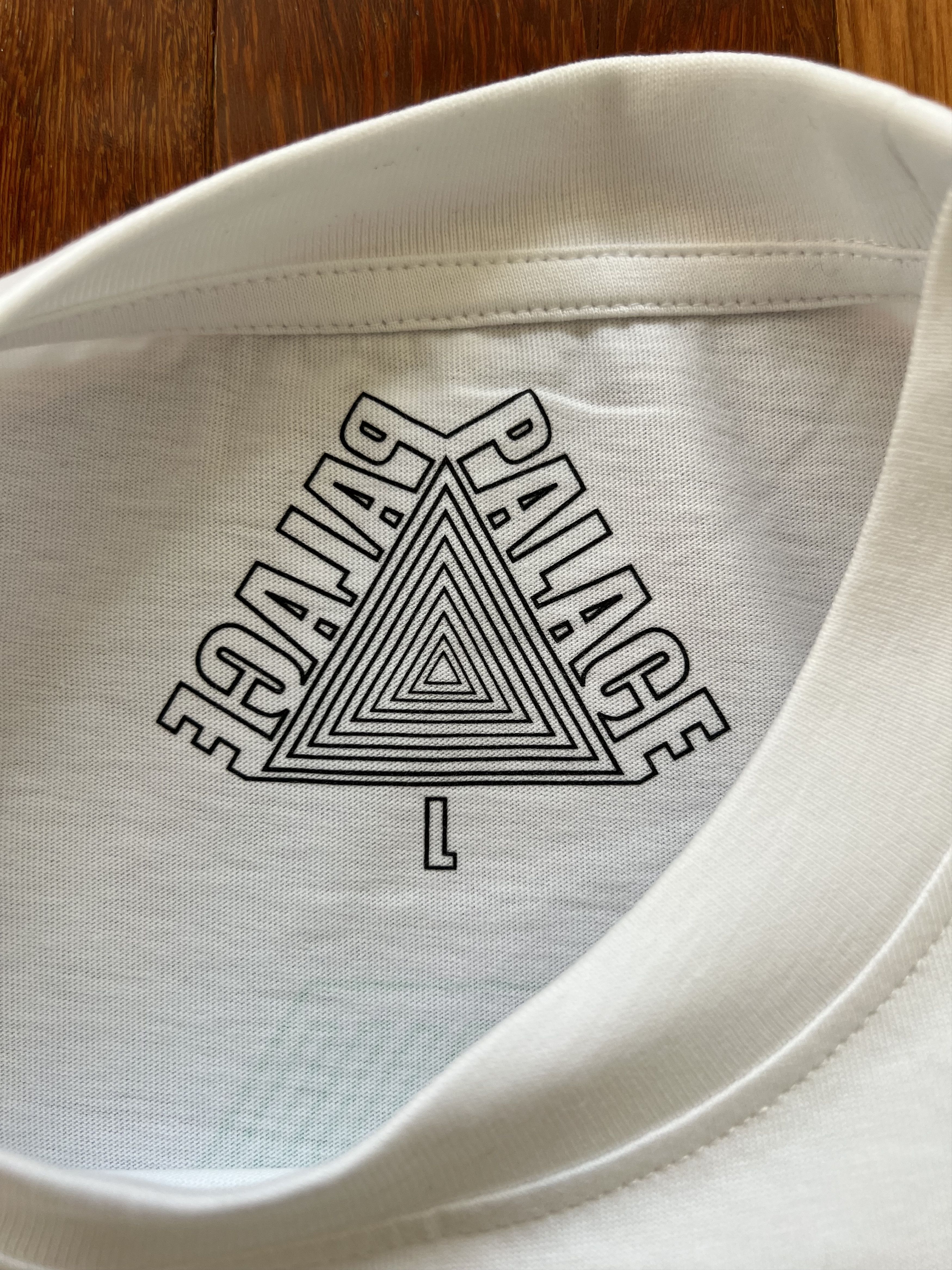 Palace 💚 2018 Palace Surkit T-Shirt White Large NEW Size US L / EU 52-54 / 3 - 10 Thumbnail