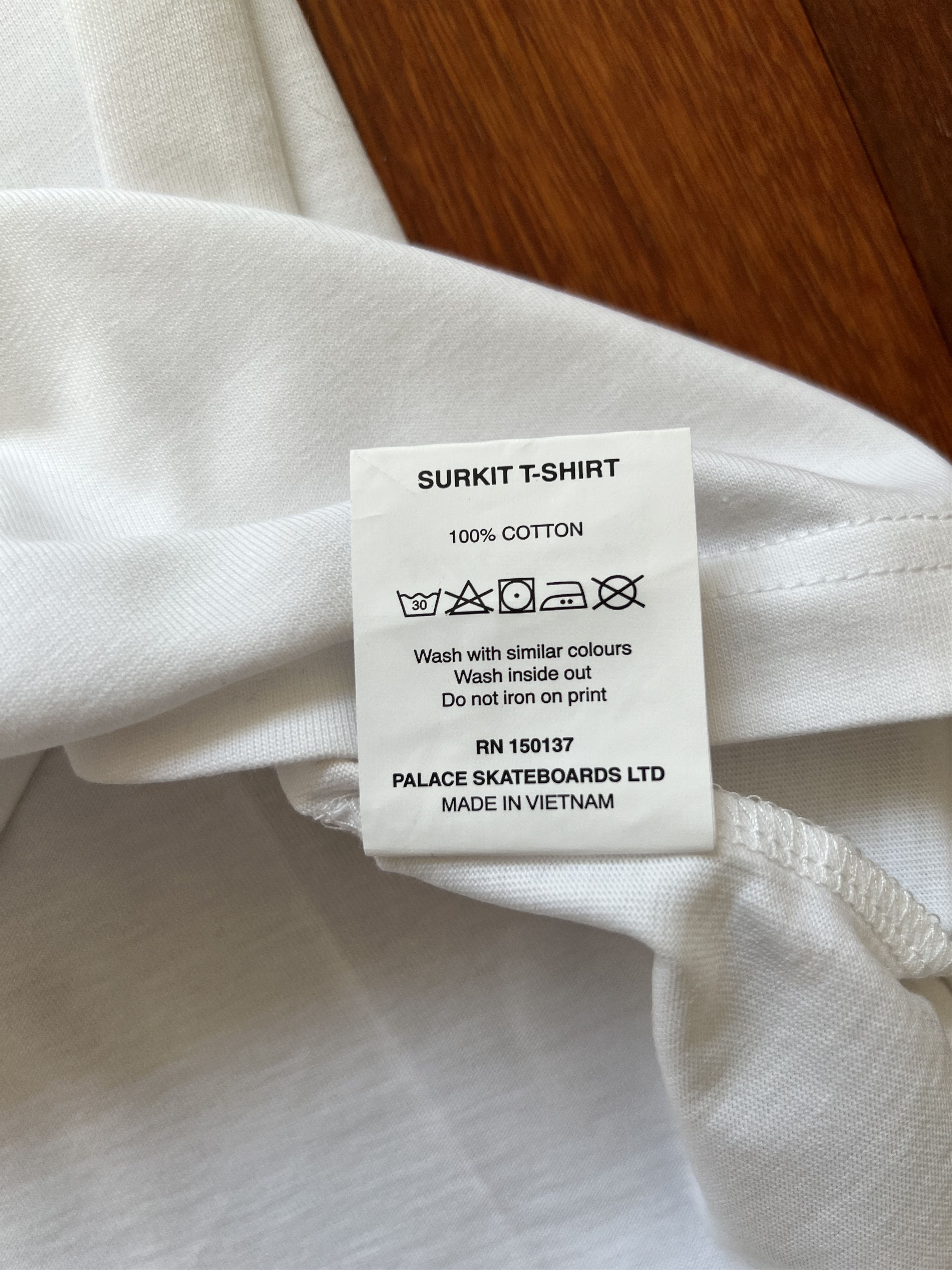 Palace 💚 2018 Palace Surkit T-Shirt White Large NEW Size US L / EU 52-54 / 3 - 12 Thumbnail
