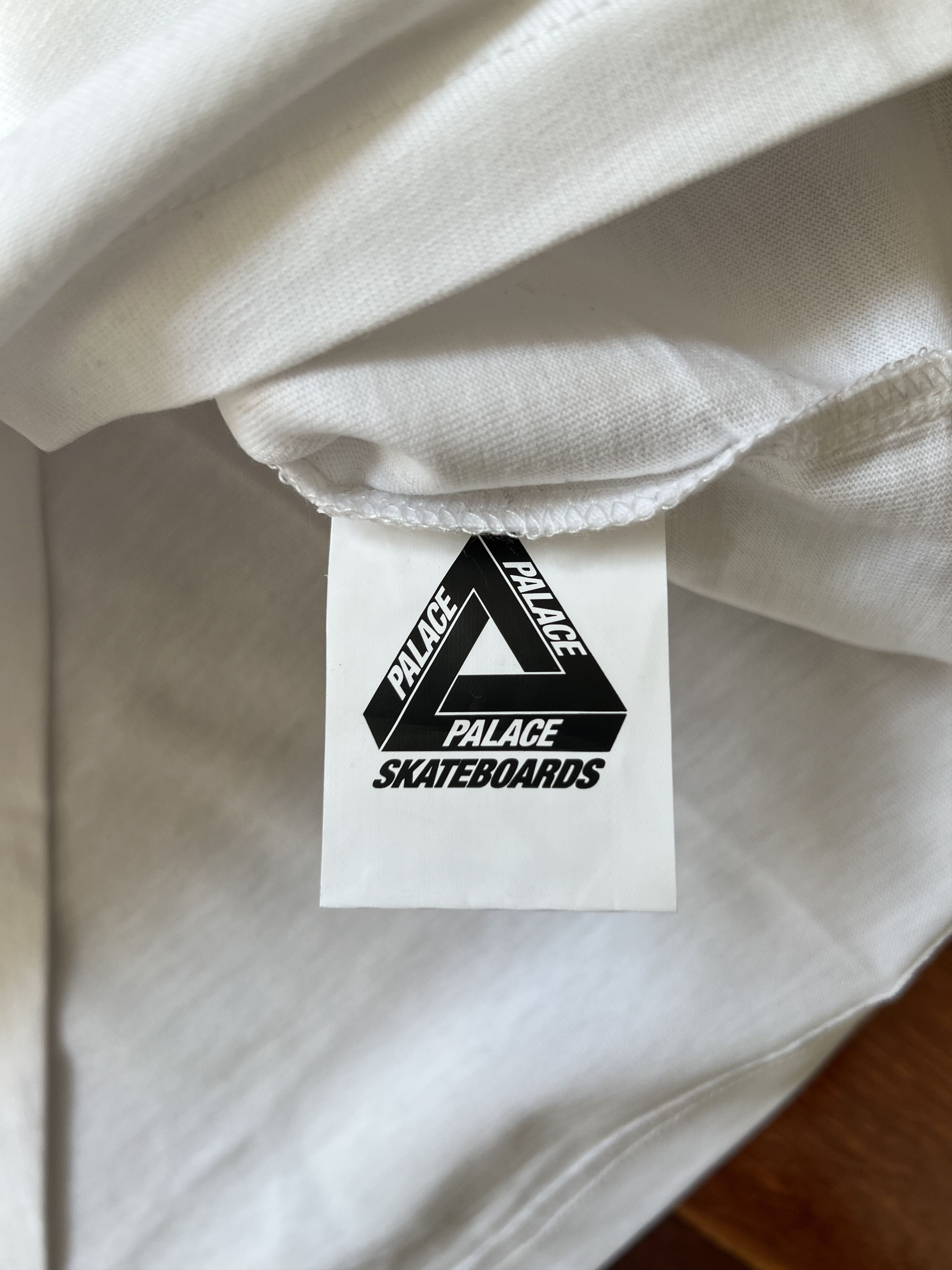 Palace 💚 2018 Palace Surkit T-Shirt White Large NEW Size US L / EU 52-54 / 3 - 11 Thumbnail