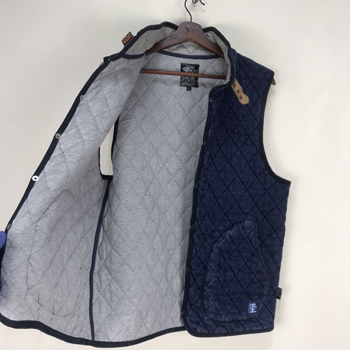 Japanese Brand Japanese Brand INDIGO No wave No Life quilted vest denim Size US L / EU 52-54 / 3 - 6 Thumbnail