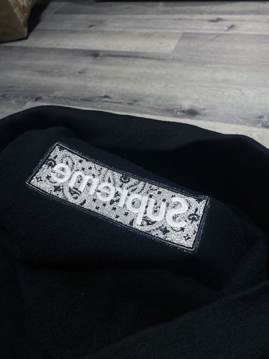 Supreme Supreme Bandana Box Logo Hooded Sweatshirt FW19 | Grailed