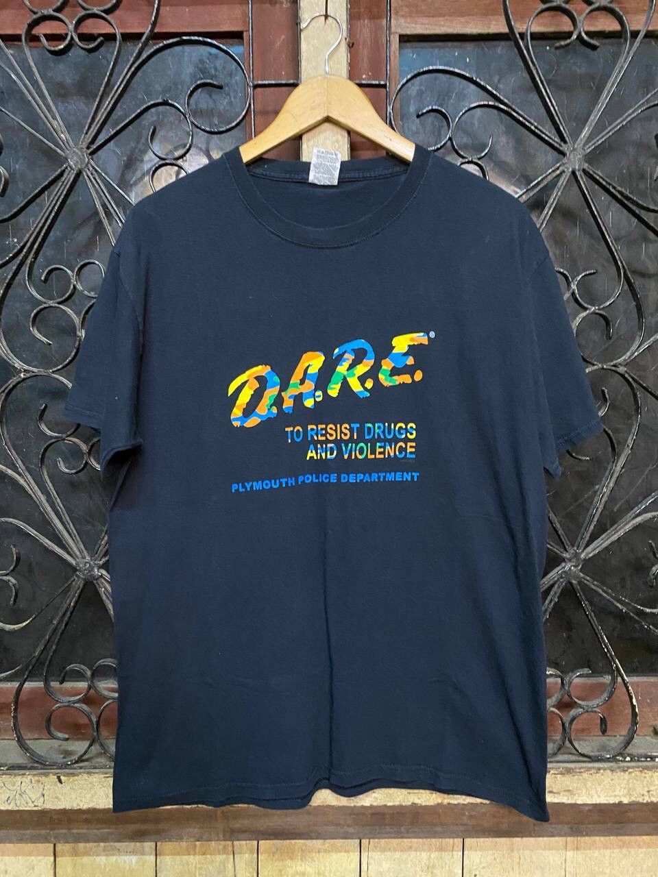 D.A.R.E VINTAGE D.A.R.E TEE PLYMOUTH POLICE DEPARTMENT Size US L / EU 52-54 / 3 - 2 Thumbnail