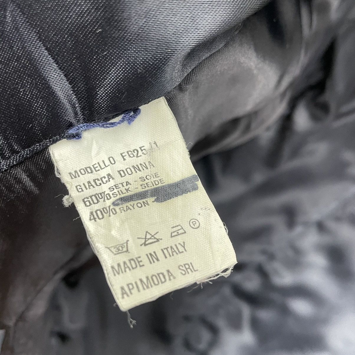 Giorgio Armani ⚡️GIORGIO ARMANI BUTTON LIGHT WOMEN JACKET Size ONE SIZE - 9 Thumbnail