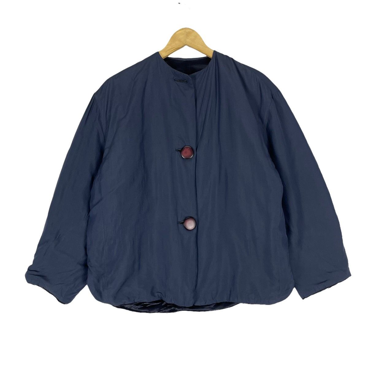 Giorgio Armani ⚡️GIORGIO ARMANI BUTTON LIGHT WOMEN JACKET Size ONE SIZE - 1 Thumbnail