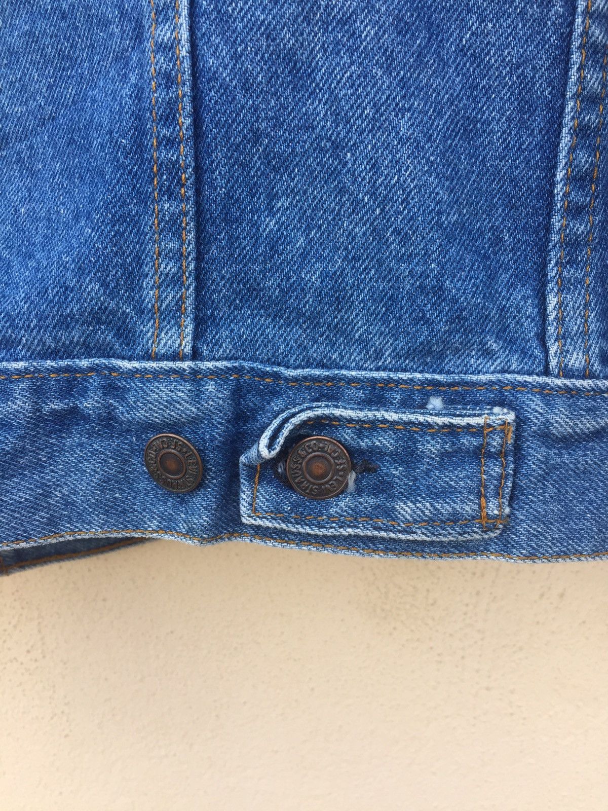 Levi's × Vintage 🔥offer🔥Vintage 90s Levis Trucker Denim Jacket Made USA Size US S / EU 44-46 / 1 - 8 Thumbnail