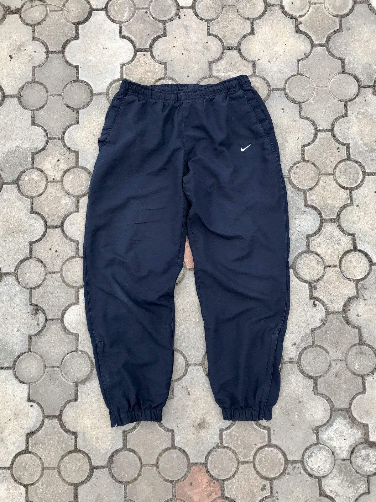 mens nike nylon track pants