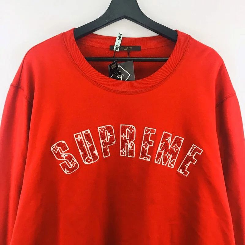 Louis Vuitton × Supreme 5L Louis Vuitton x Supreme Arc Logo Sweater Size US XXL / EU 58 / 5 - 3 Thumbnail