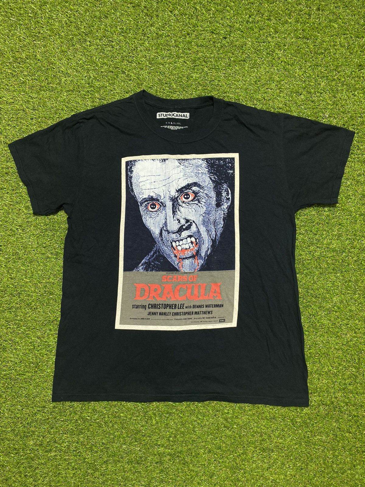 Vintage Vintage Y2k Dracula tee streetwear Movie big logo size L Size US L / EU 52-54 / 3 - 1 Thumbnail