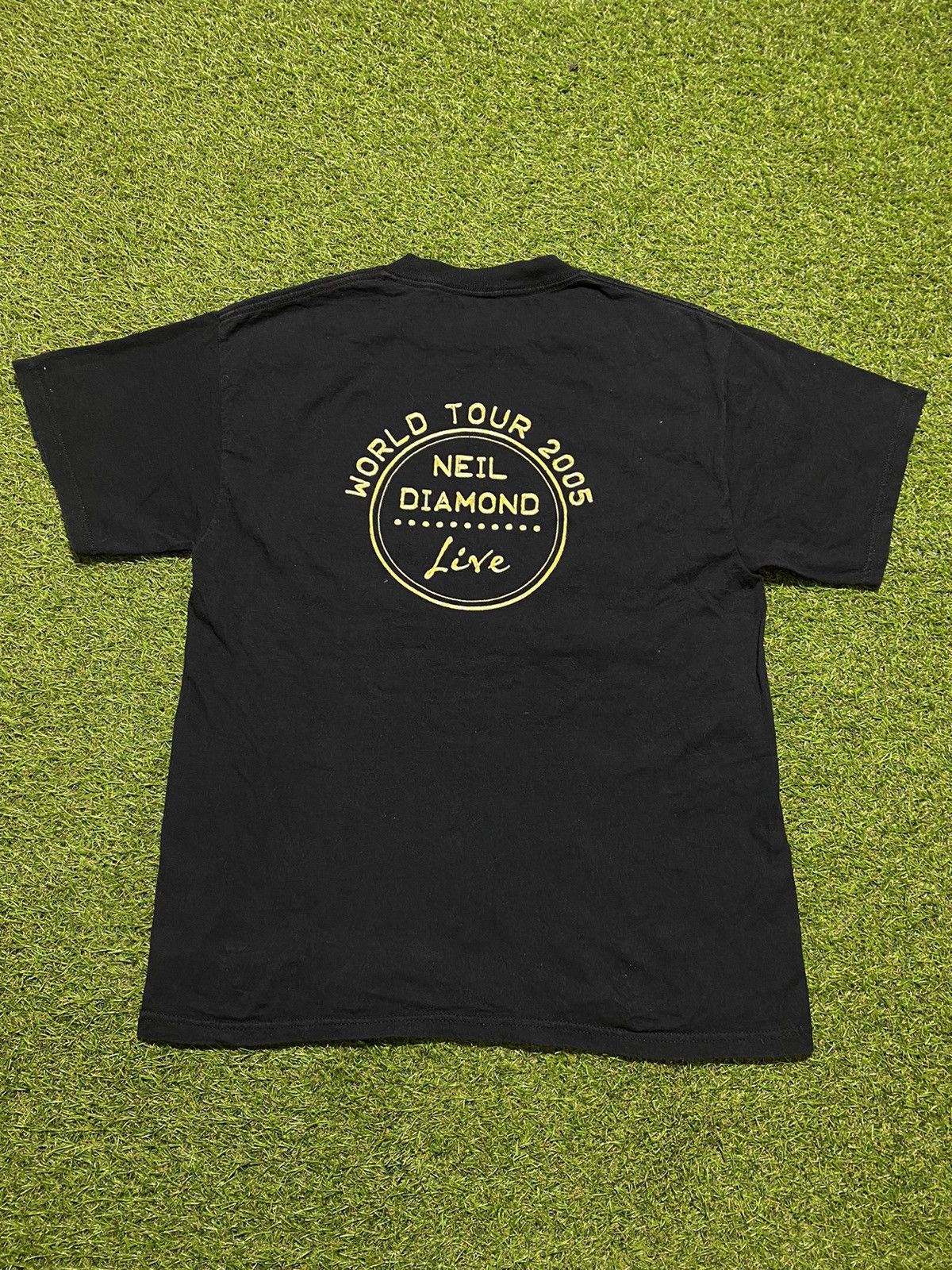 Band Tees Vintage Y2k Neil Diamond band tee streetwear style size M Size US M / EU 48-50 / 2 - 3 Thumbnail