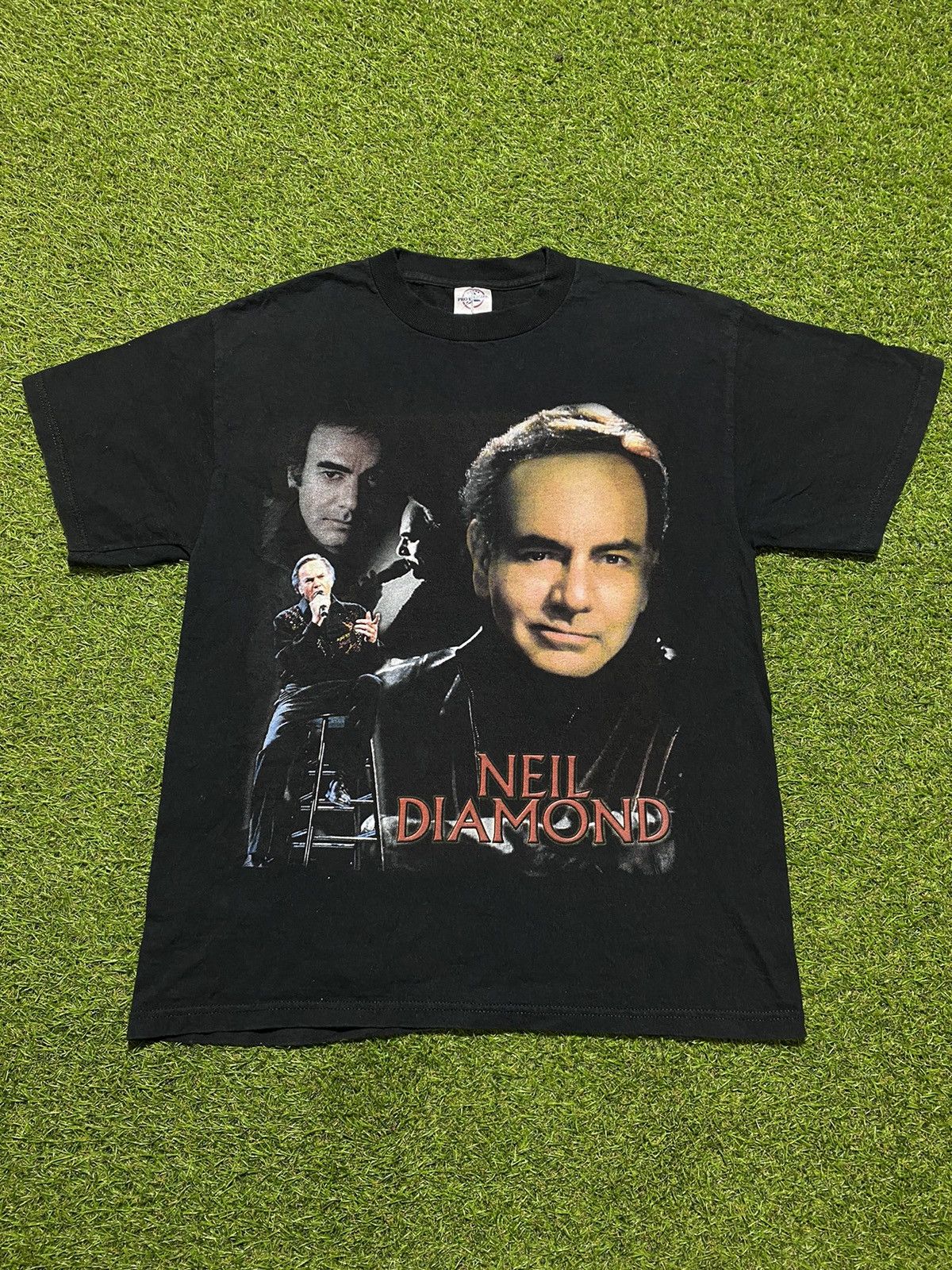 Band Tees Vintage Y2k Neil Diamond band tee streetwear style size M Size US M / EU 48-50 / 2 - 1 Thumbnail