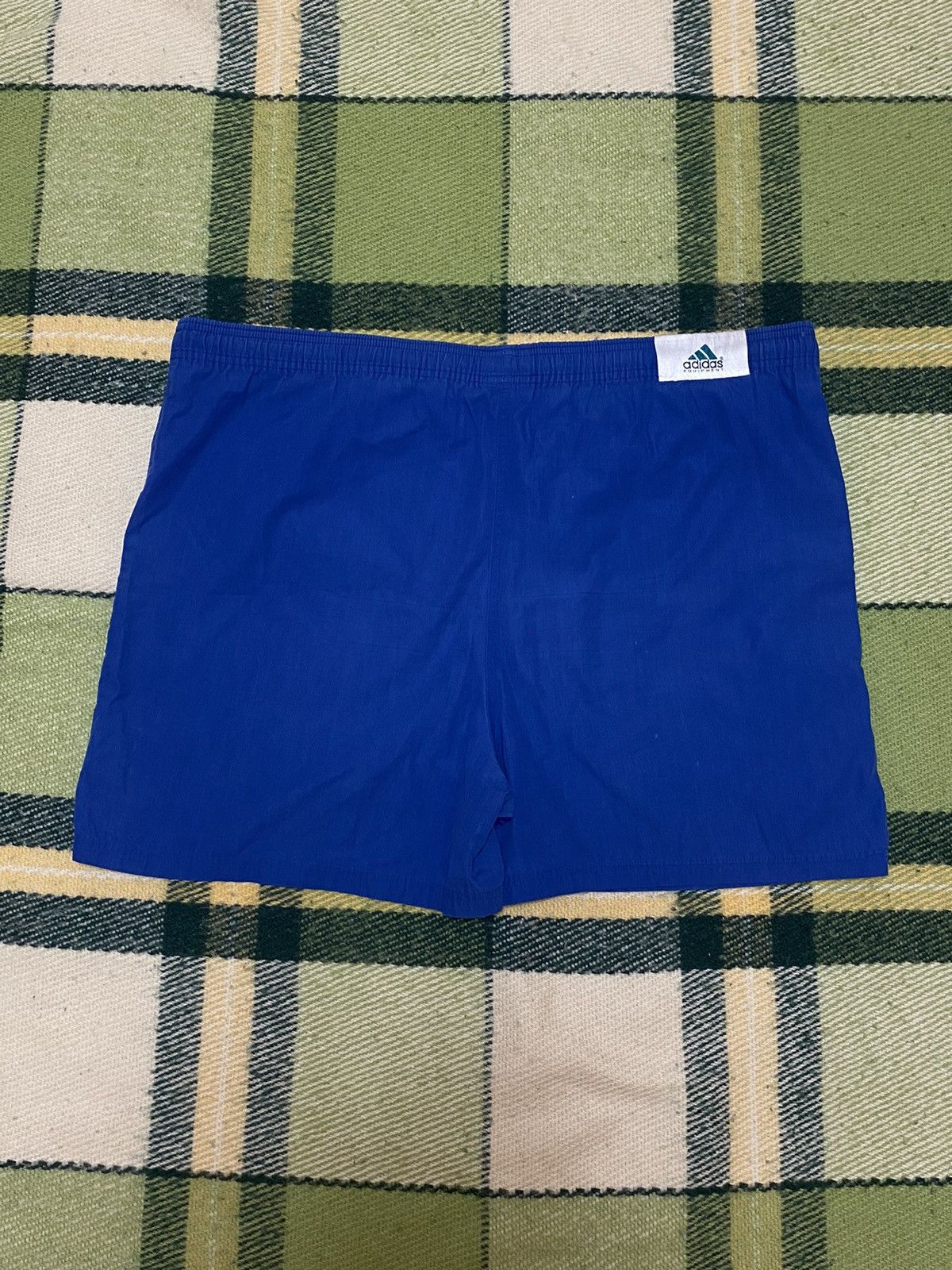 Adidas Vintage Adidas shorts streetwear y2k casual style size L Size US 34 / EU 50 - 3 Thumbnail
