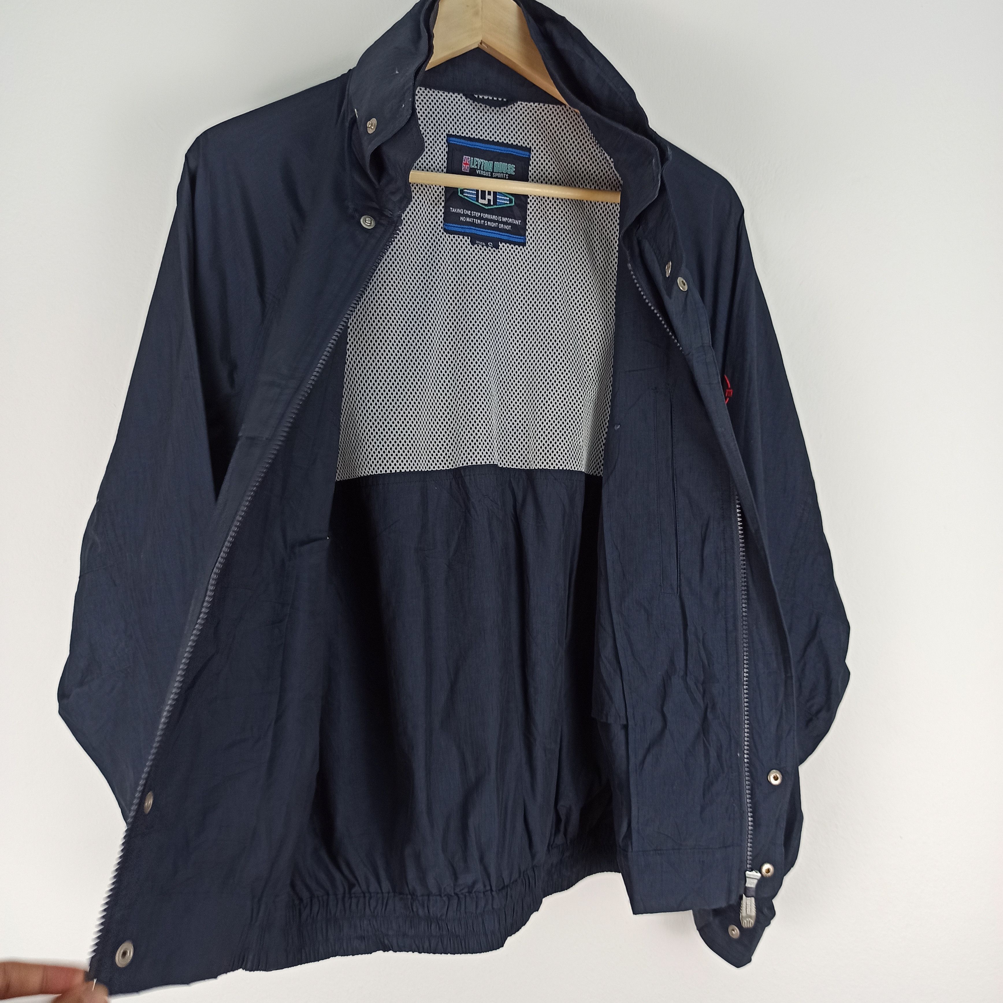 Other Vintage🔥 Leyton House Versus Sports Bomber jacket Hoodie Size US S / EU 44-46 / 1 - 7 Thumbnail