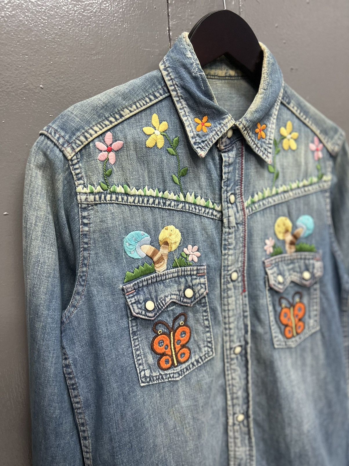 Hysteric Glamour × Vintage VINTAGE 🔥HYSTERIC GLAMOUR PEARL SNAP BUTTON DENIM SHIRT Size M / US 6-8 / IT 42-44 - 4 Thumbnail