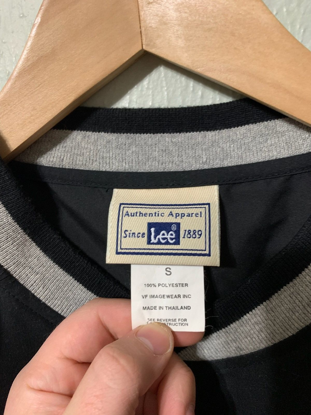 Lee × Vintage Vintage Lee Black Nylon Pullover Sweatshirt Size US S / EU 44-46 / 1 - 2 Thumbnail