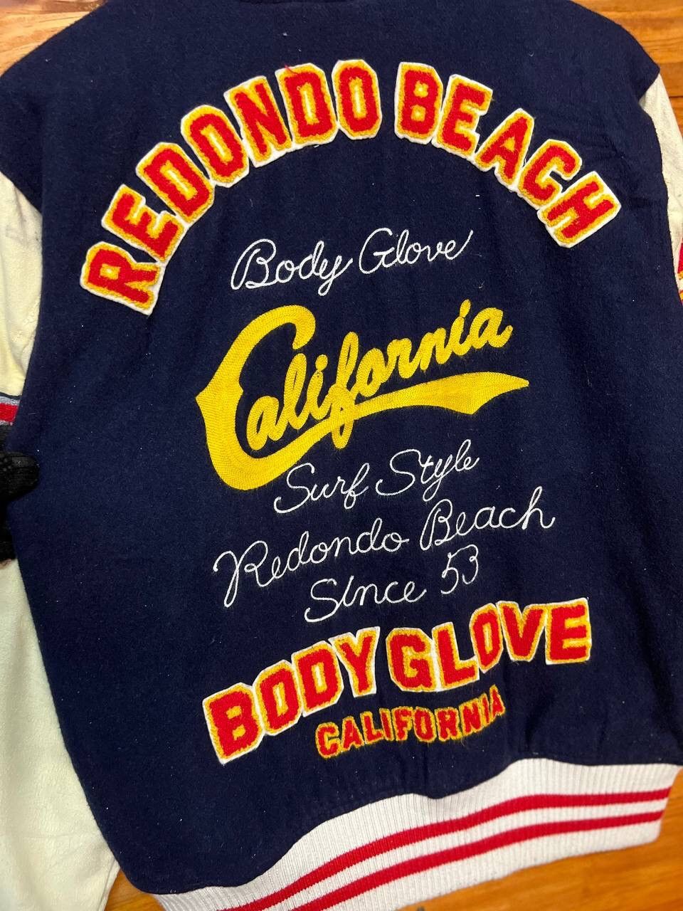 Body Glove BODY GLOVE WOOL VARSITY JACKET Size US M / EU 48-50 / 2 - 8 Thumbnail