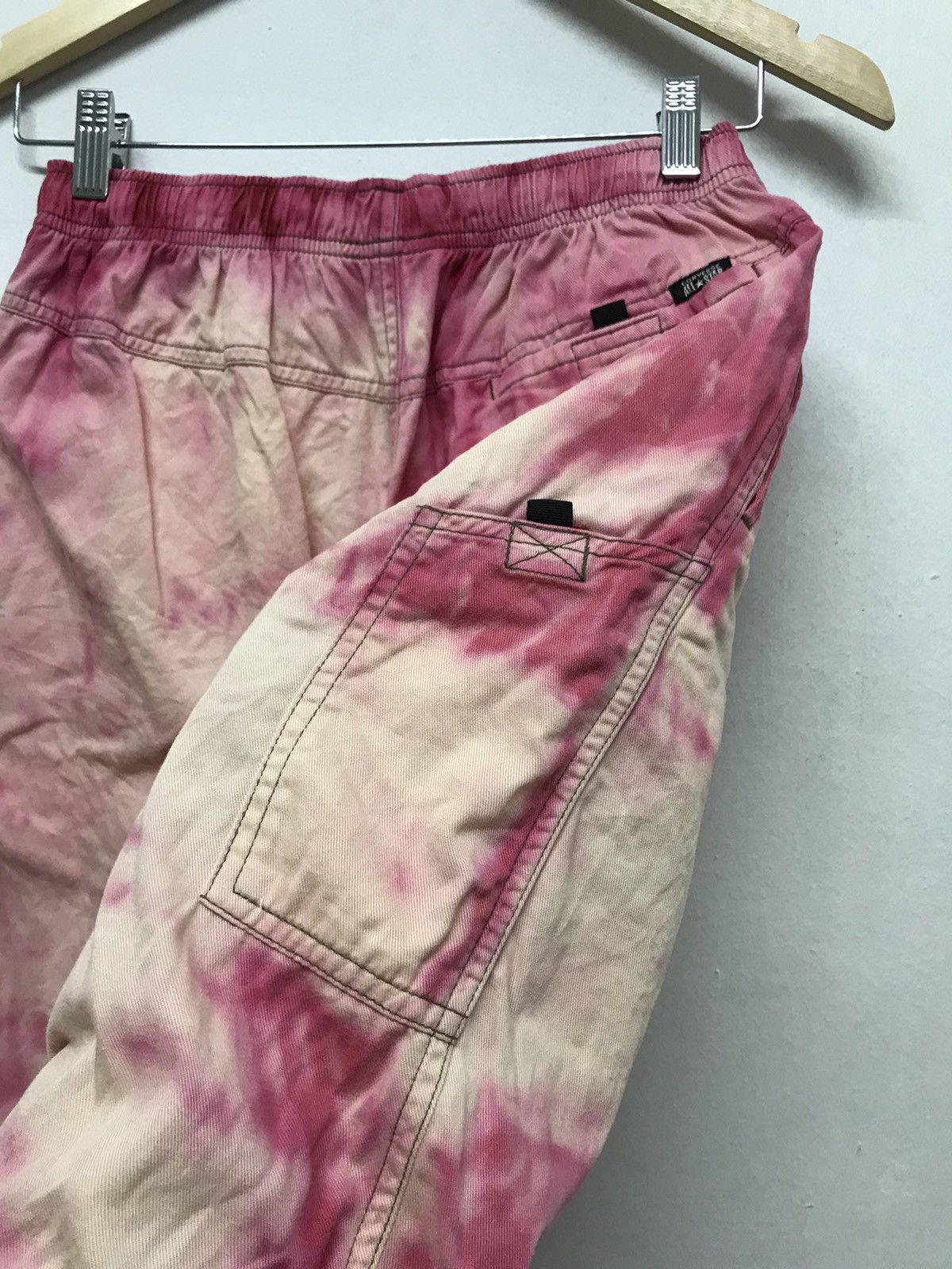 Converse Vintage Converse Tie Dye Short Pants Size M Size US 34 / EU 50 - 11 Thumbnail