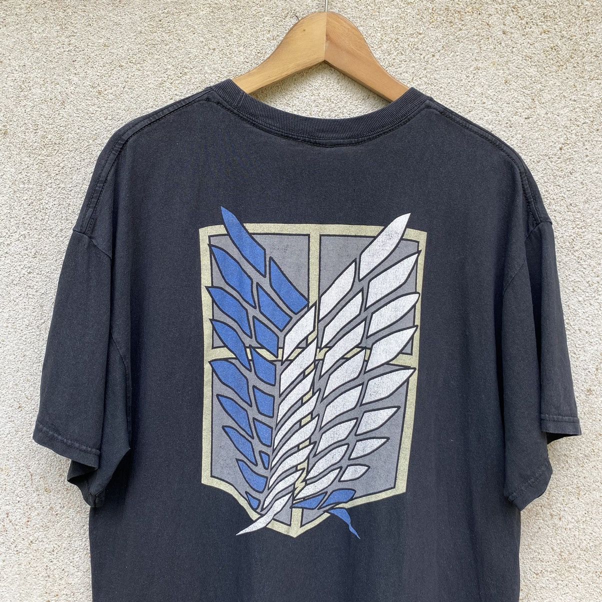 Anime Thrashed Faded Vintage Y2K Attack on Titan ERD GRUNGE TEE Size US XL / EU 56 / 4 - 4 Thumbnail