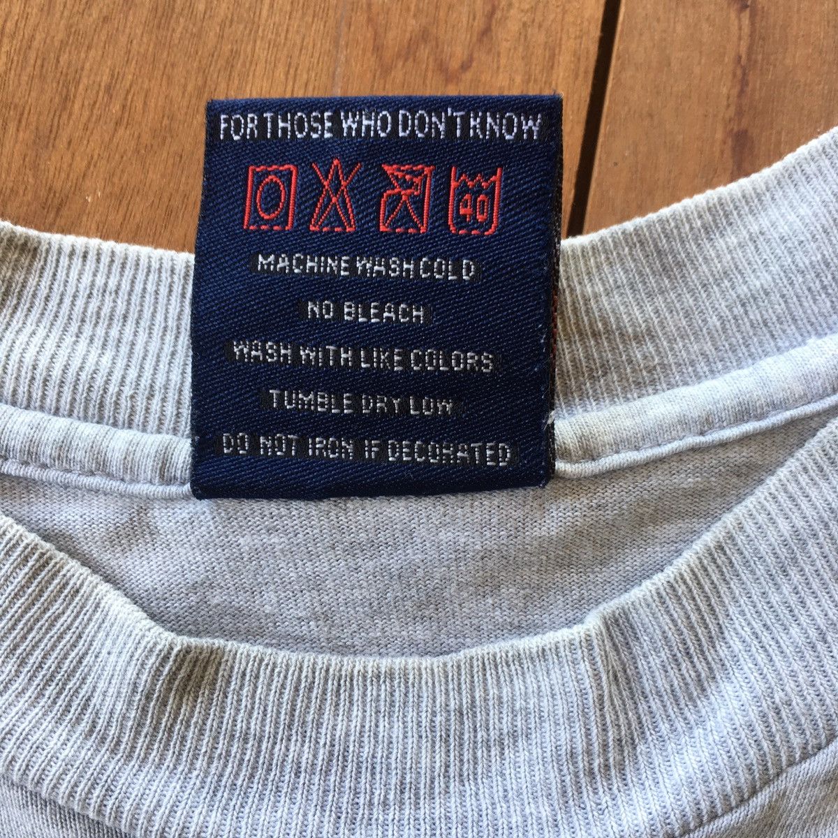 Futura Thrashed Faded Vintage Futura Project Dragon ERD GRUNGE TEE Size US M / EU 48-50 / 2 - 5 Thumbnail