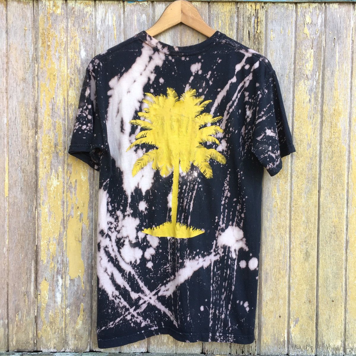 Band Tees Vintage Faded Y2K SEU Worship Band ERD GRUNGE THRASHED TEE Size US S / EU 44-46 / 1 - 2 Thumbnail