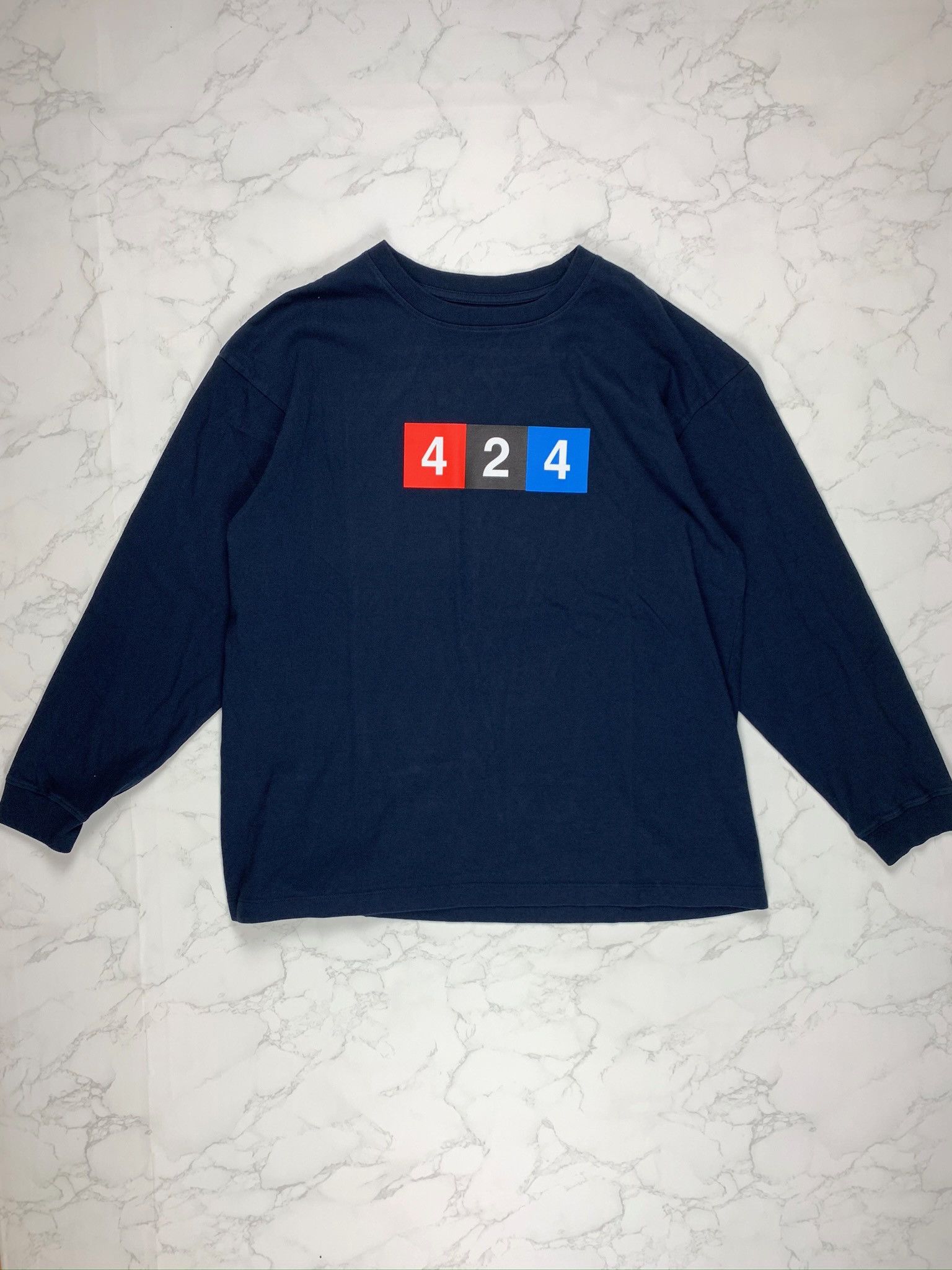 🔥75% OFF🔥 [SALE] 424 Dark Navy Logo Longsleeve