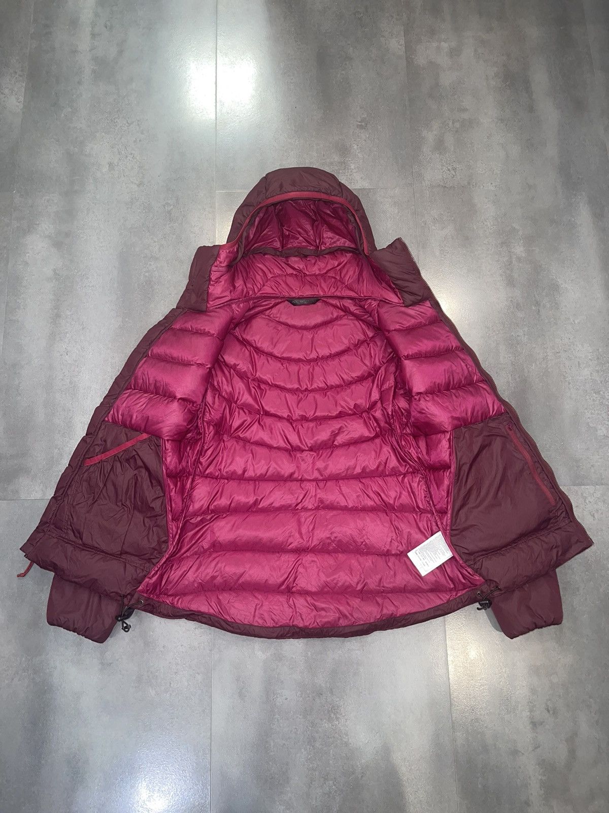 Arc'teryx Arc'Teryx Cerium Lt Hoody Technical Burgundy Puffer Jacket Size S / US 4 / IT 40 - 12 Thumbnail